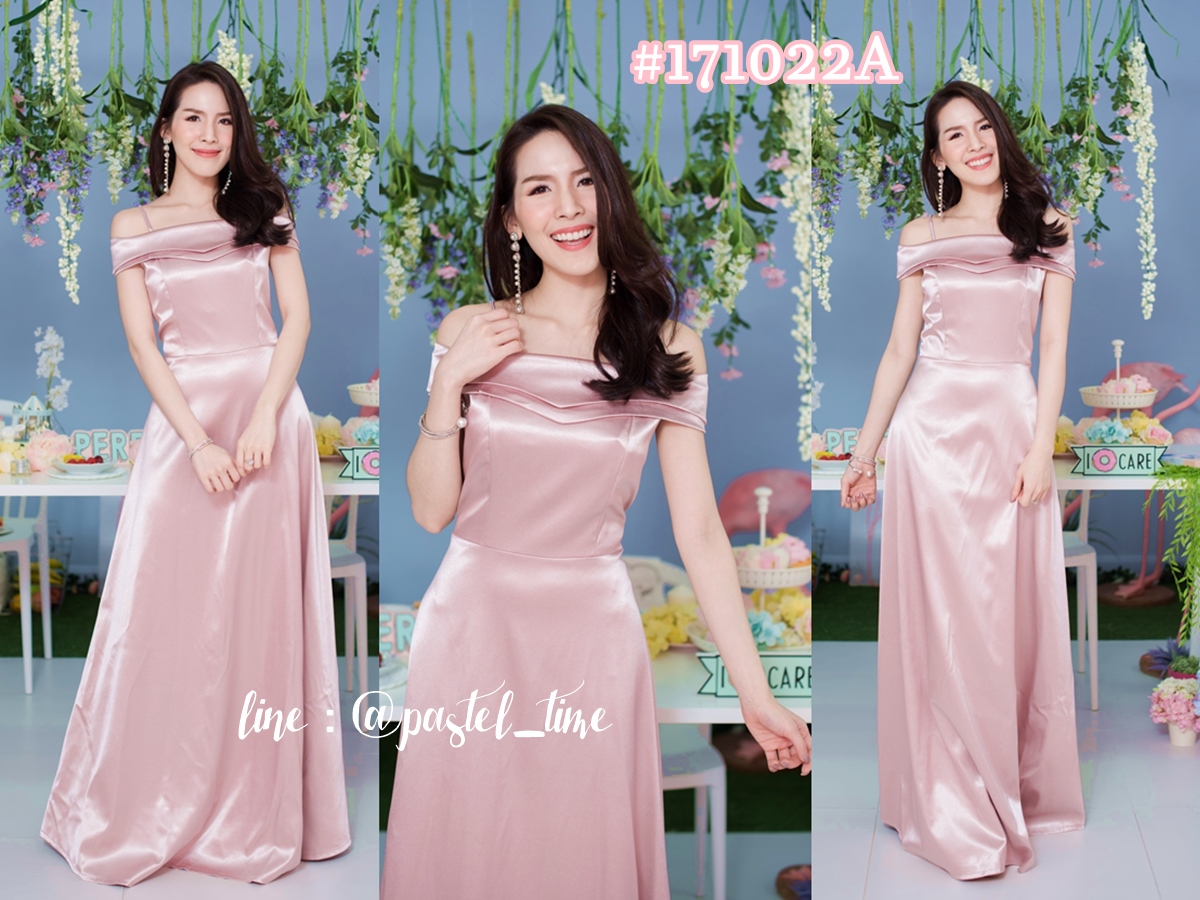 Celestes Maxi Dress – Pink : สีชมพูกลีบบัว