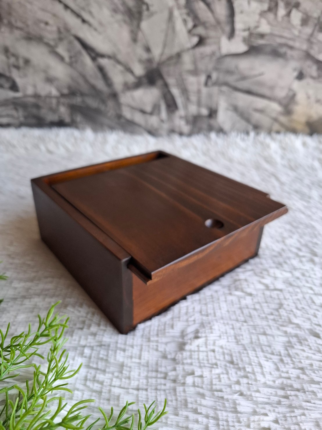 กล่องไม้สนฝาสไลด์