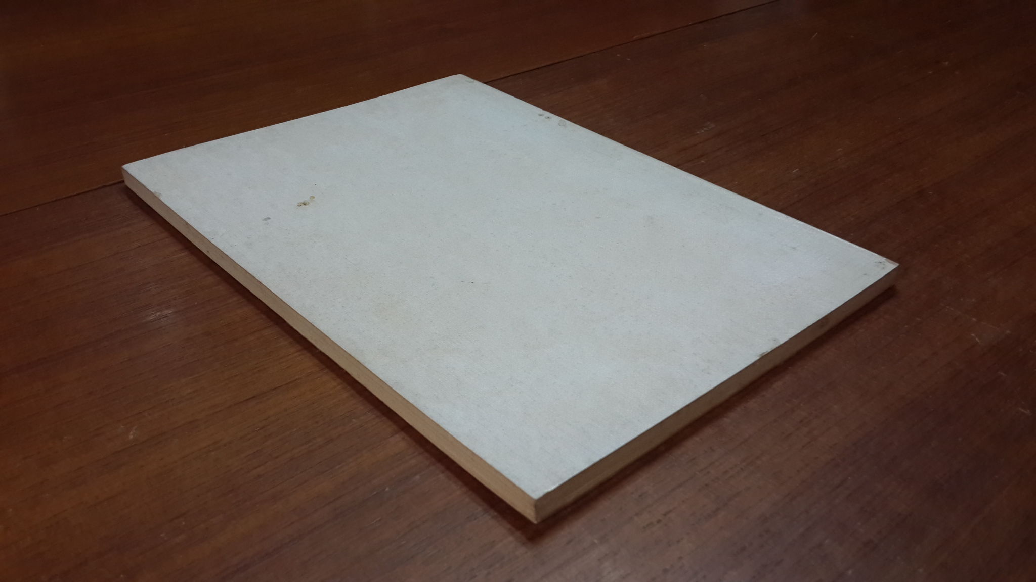 อนุสรณ์ในงานพระราชทานเพลิงศพ นาวาอากาศตรี ชาติชาย โกมารกุล ณ นคร -