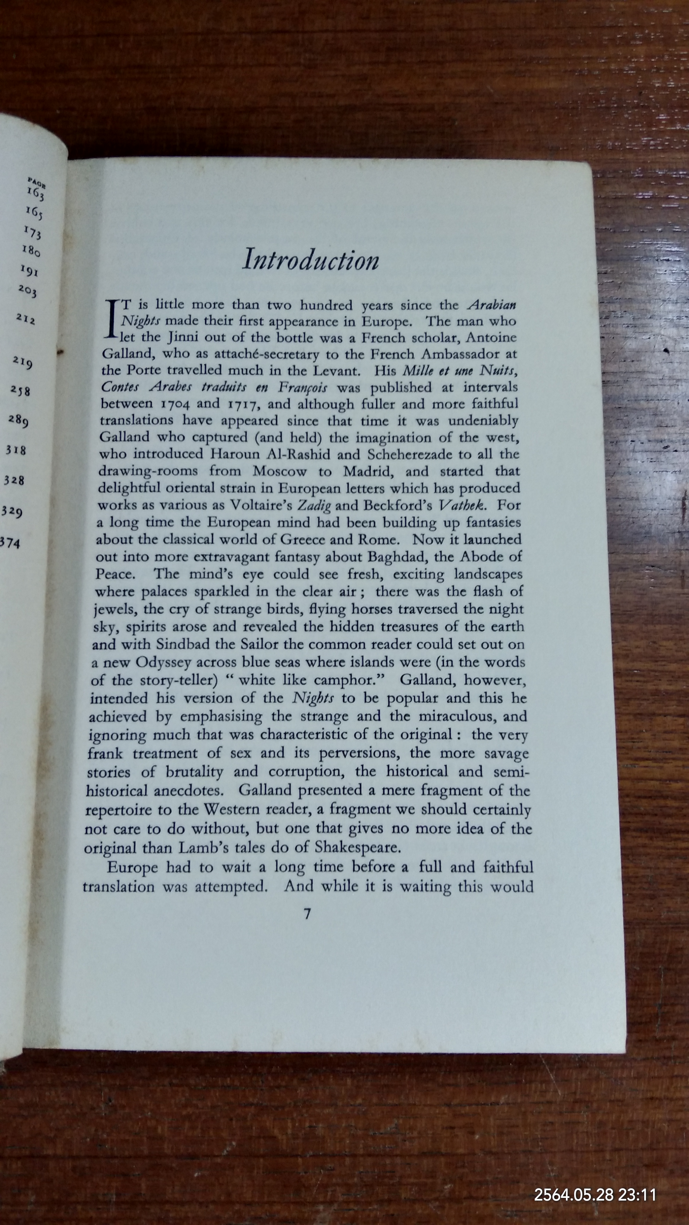 THE BOOK OF THE THOUSAND AND ONE NIGHTS / Sir Richard Burton