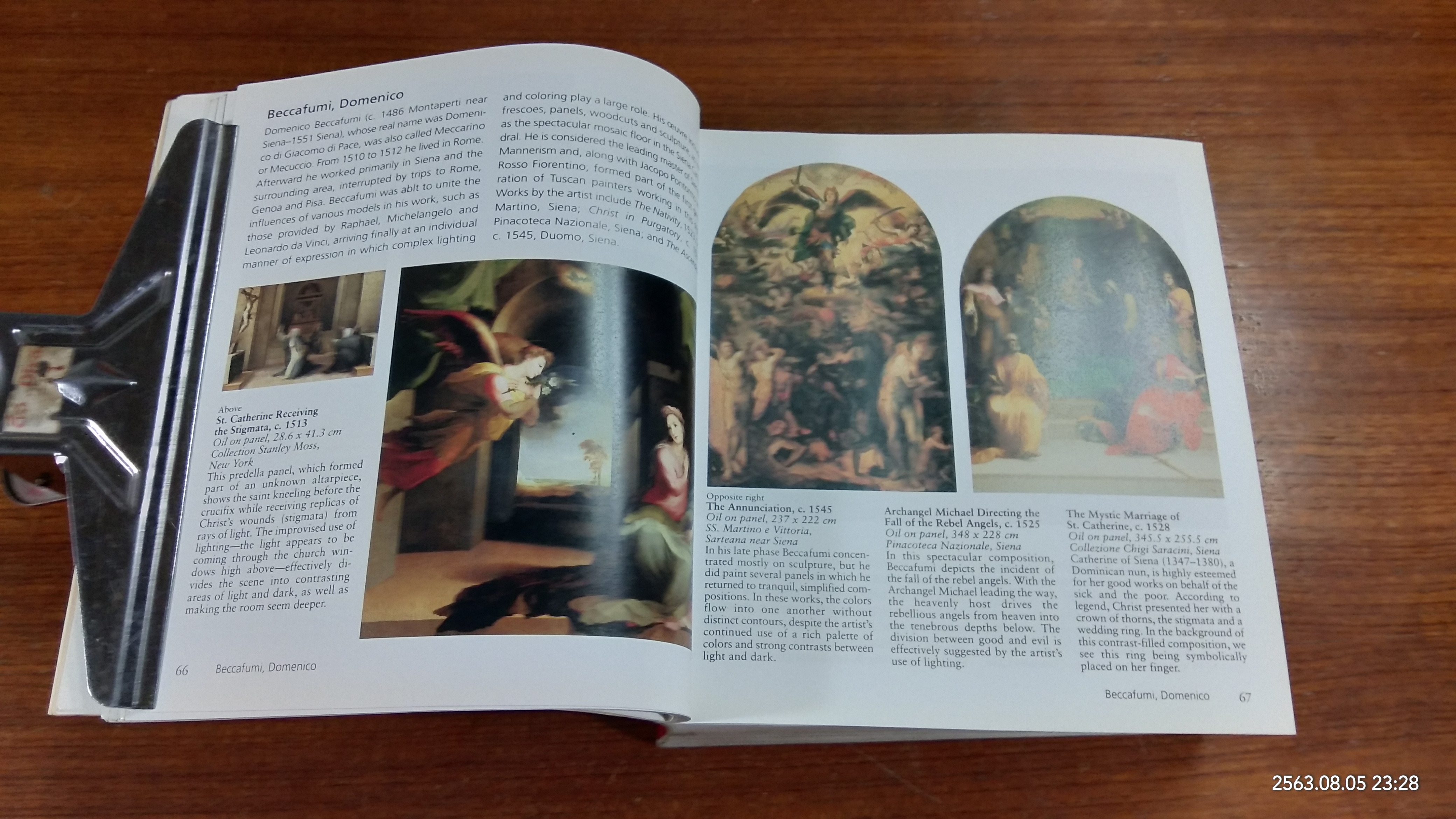 1000 MASTERPIECES OF EUROPEAN PAINTING FROM 1300 TO 1850 (มีรอยโดนน้ำ)