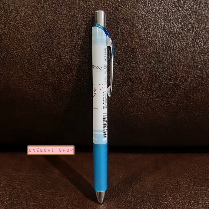 ปากกา Pentel Energel จากญี่ปุ่น ลาย Cinnamoroll สีขาวฟ้า หัว 0.5 หมึกสีดำ