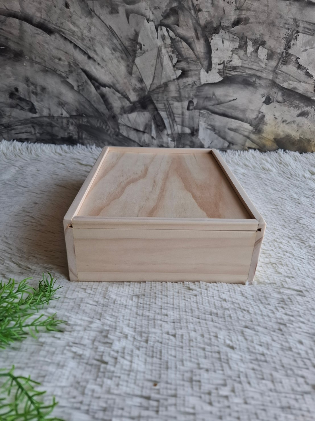 กล่องไม้สนฝาสไลด์