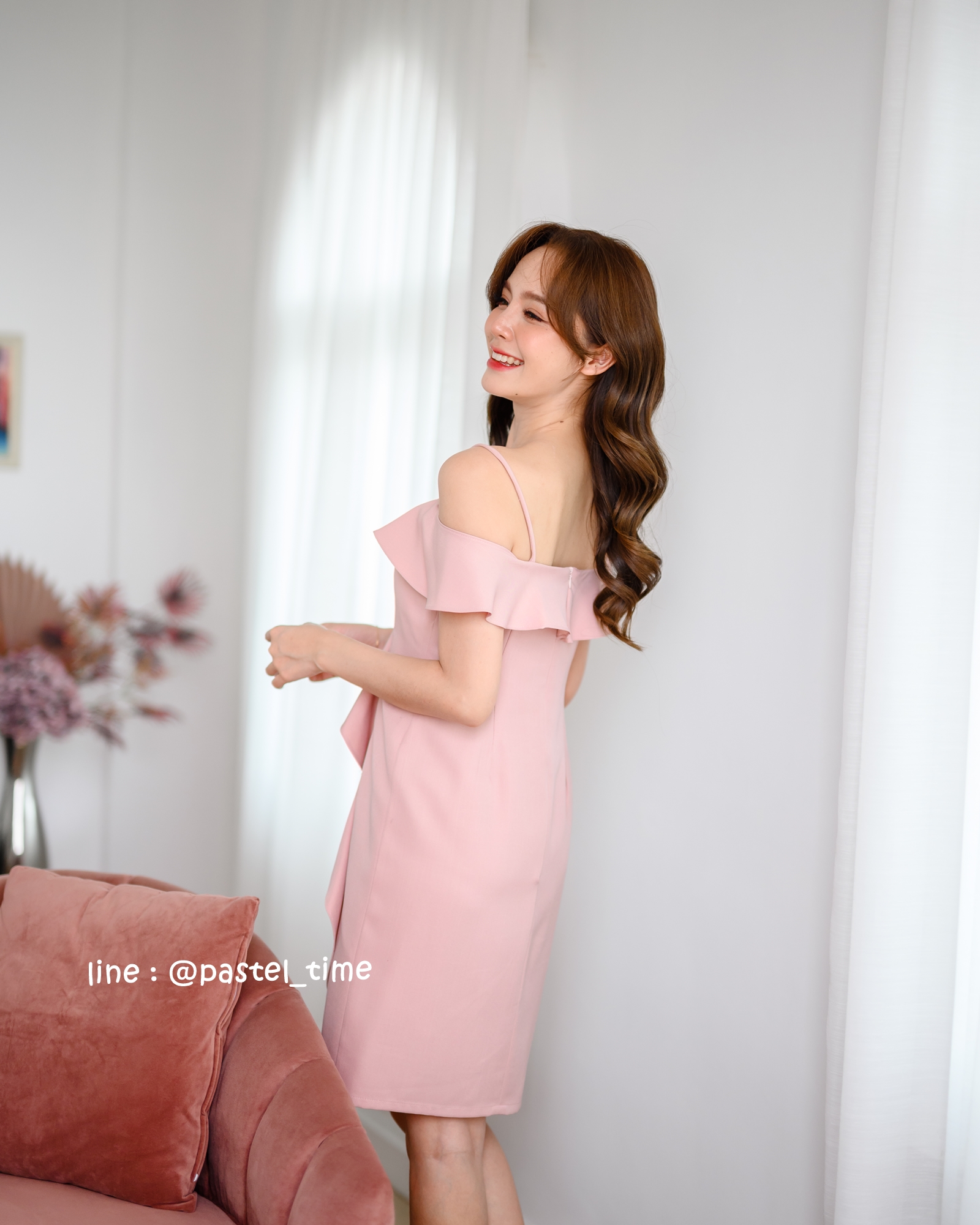 Kathy Off Shoulder Dress - สีชมพู **มีแต่S**
