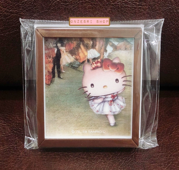 Hello Kitty Museum Art Collection Magnet (Japan Limited) แม่เหล็กลายภาพเขียนศิลปะระดับโลก ด้านหลังเป็นแม่เหล็กทั้งผืนใหญ่ กรอบไม้ แบบภาพเขียน L'Etoile / Edgar Degas ขนาด 5 x 6 ซม.