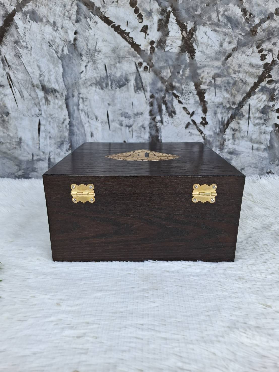 กล่องไม้ฝาล็อค