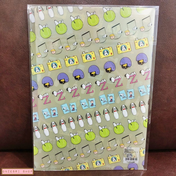 แฟ้ม A4 Snoopy ลาย Hobbies (สีเขียว) แยกใส่เอกสารได้ 5 ช่อง