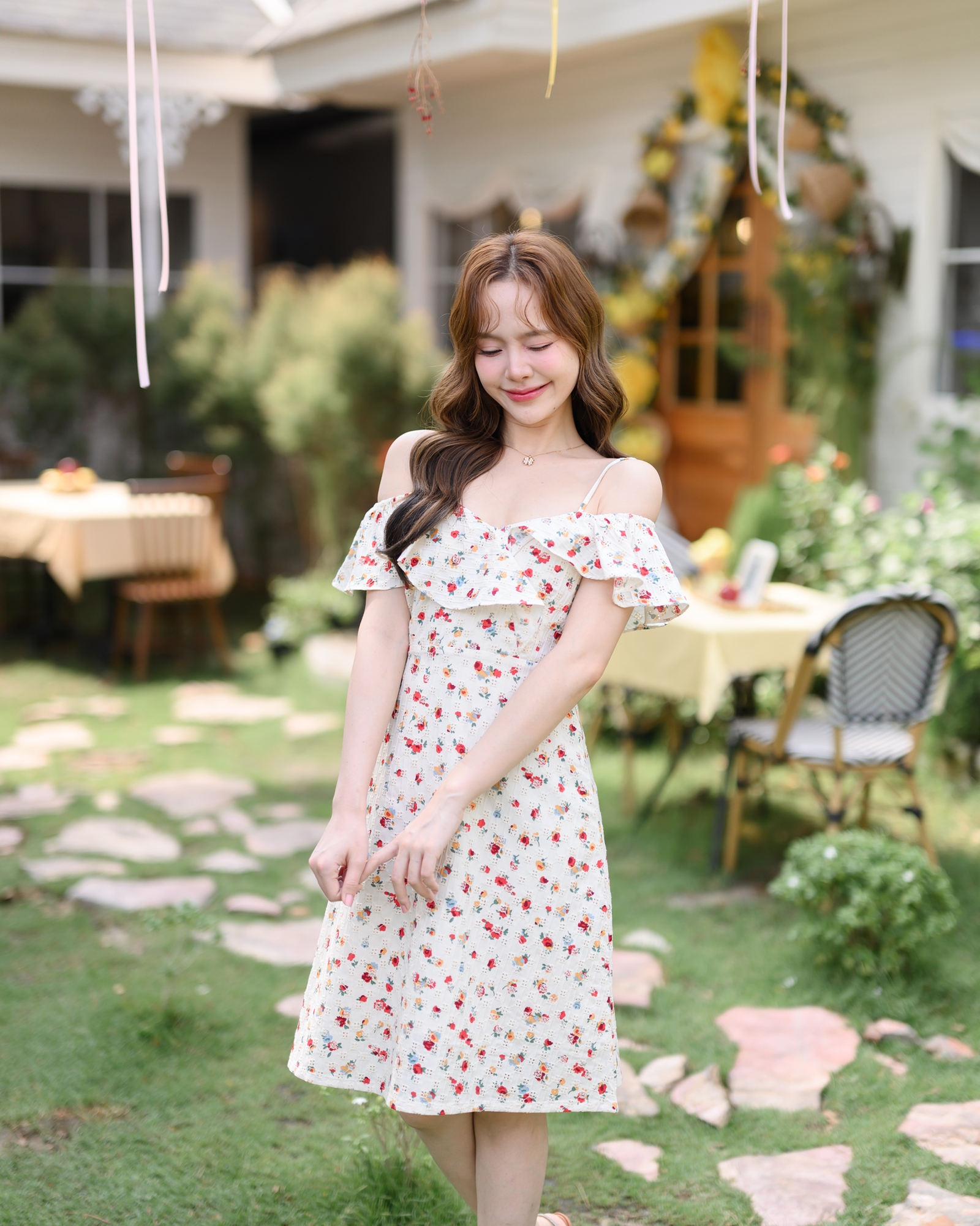 Hanano Yume Off-shoulder Dress