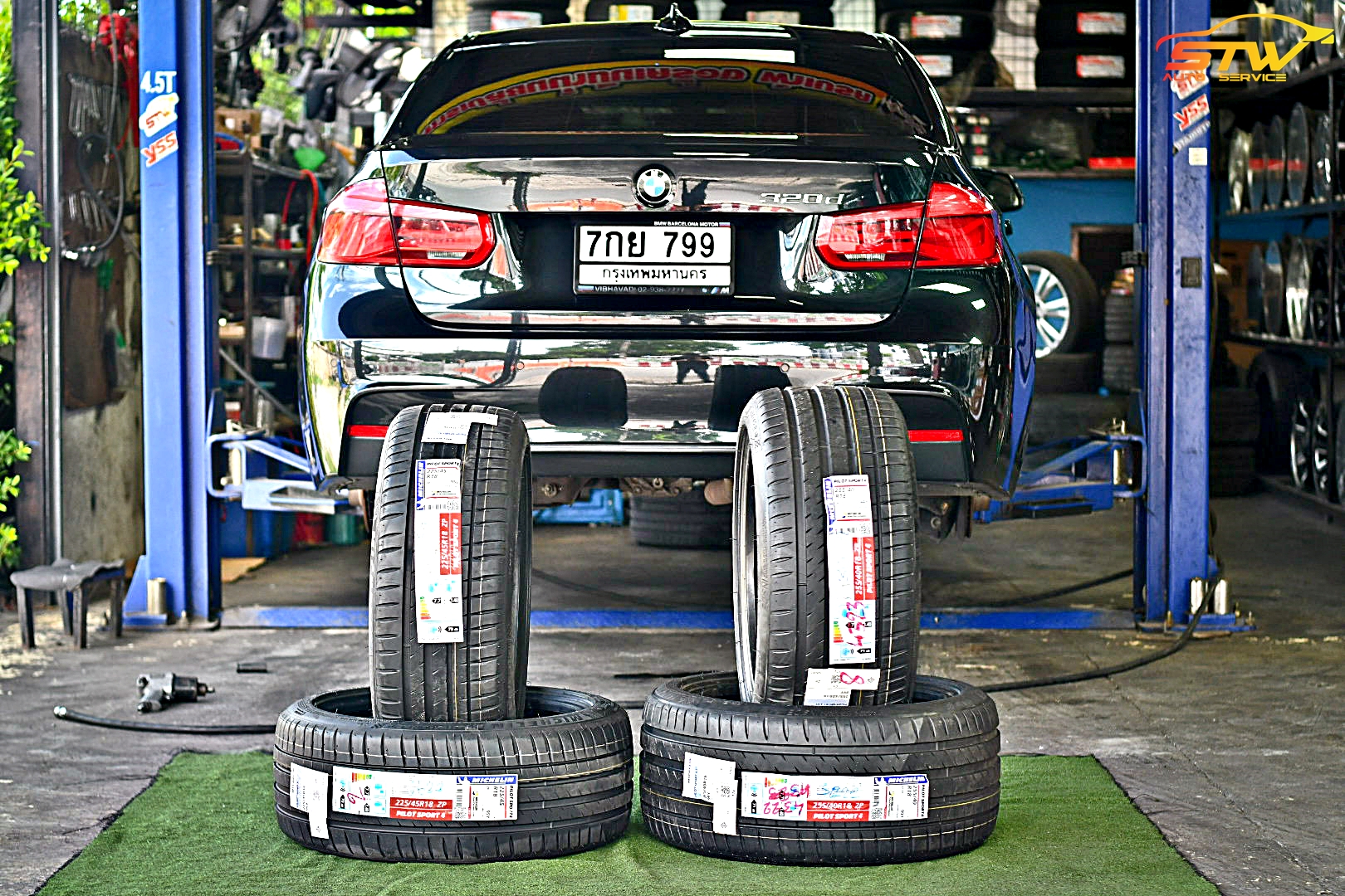 ยาง MICHELIN PILOT SPORT 4 ZP *Runflat F 225/45R18 95Y R 255/40R18 99Y ติดตั้งใส่ BMW Series 3 320d