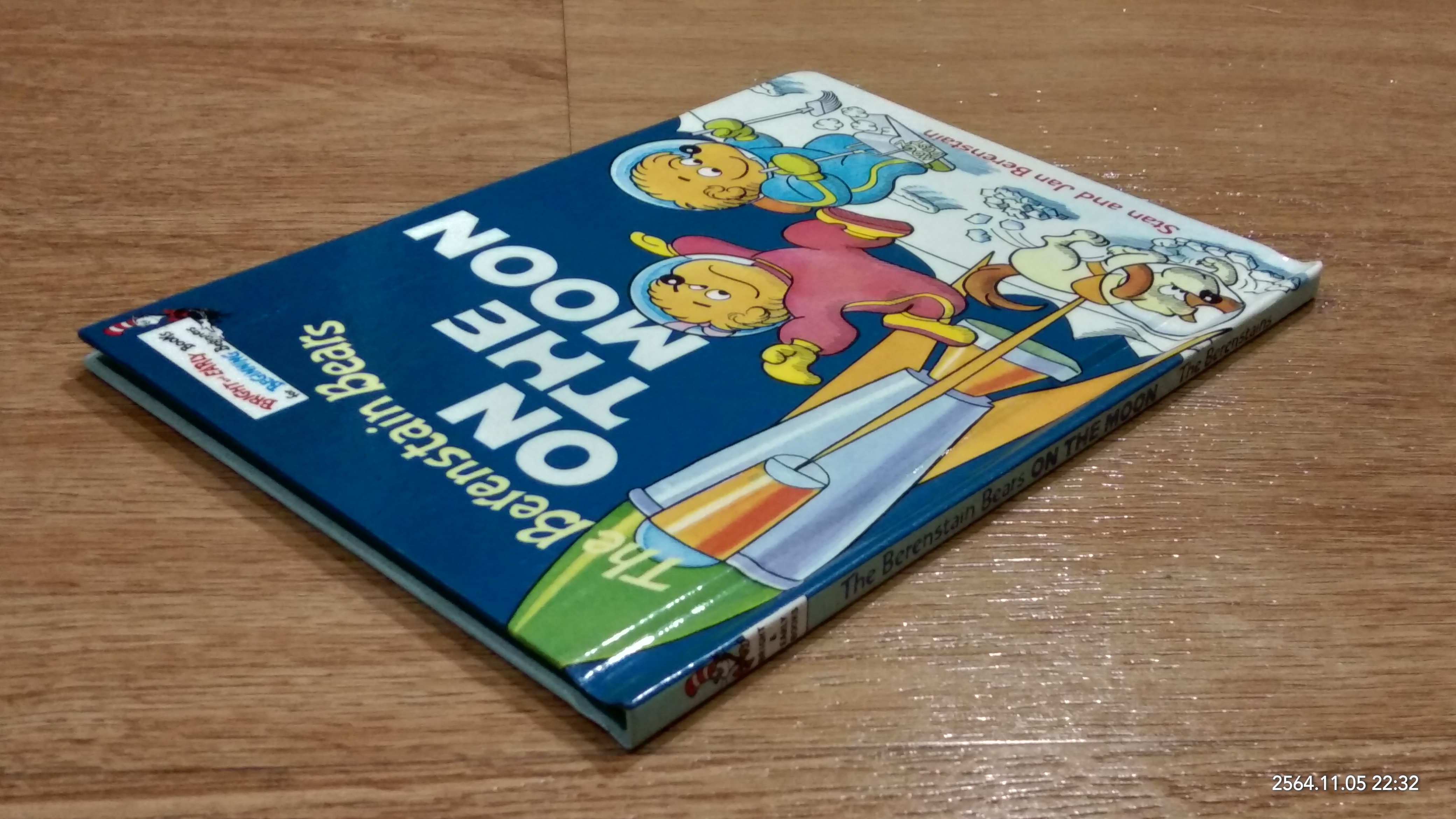 The Berenstain Bears ON THE MOON / The Berenstains