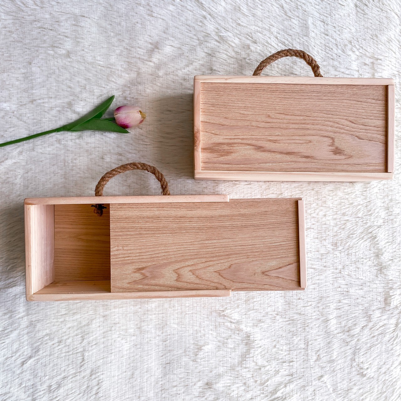 กล่องฝาสไลด์ หูจับเชือก (Wooden box with slide lid)