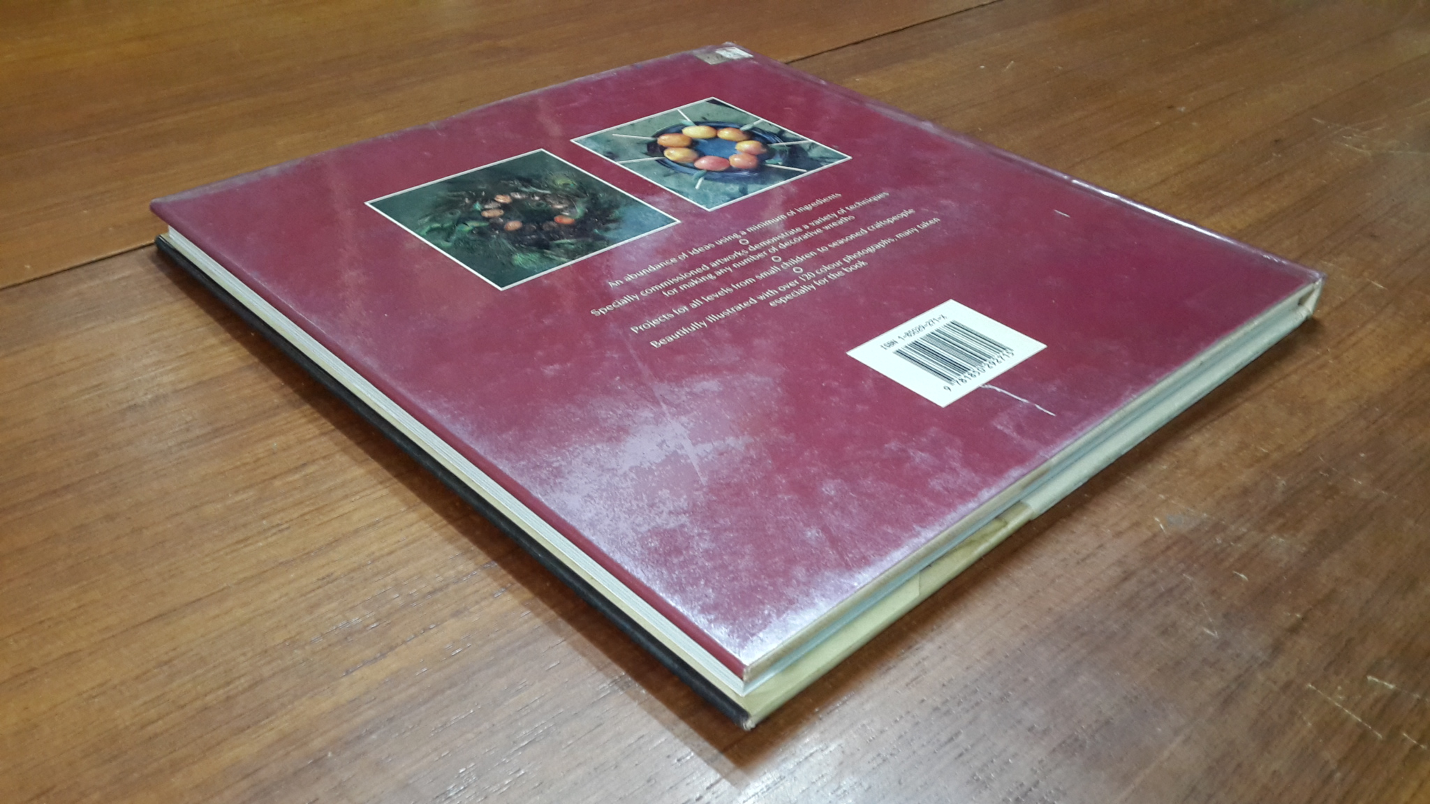 ENCHANTED CIRCLES : Elizabeth jane Lloyd