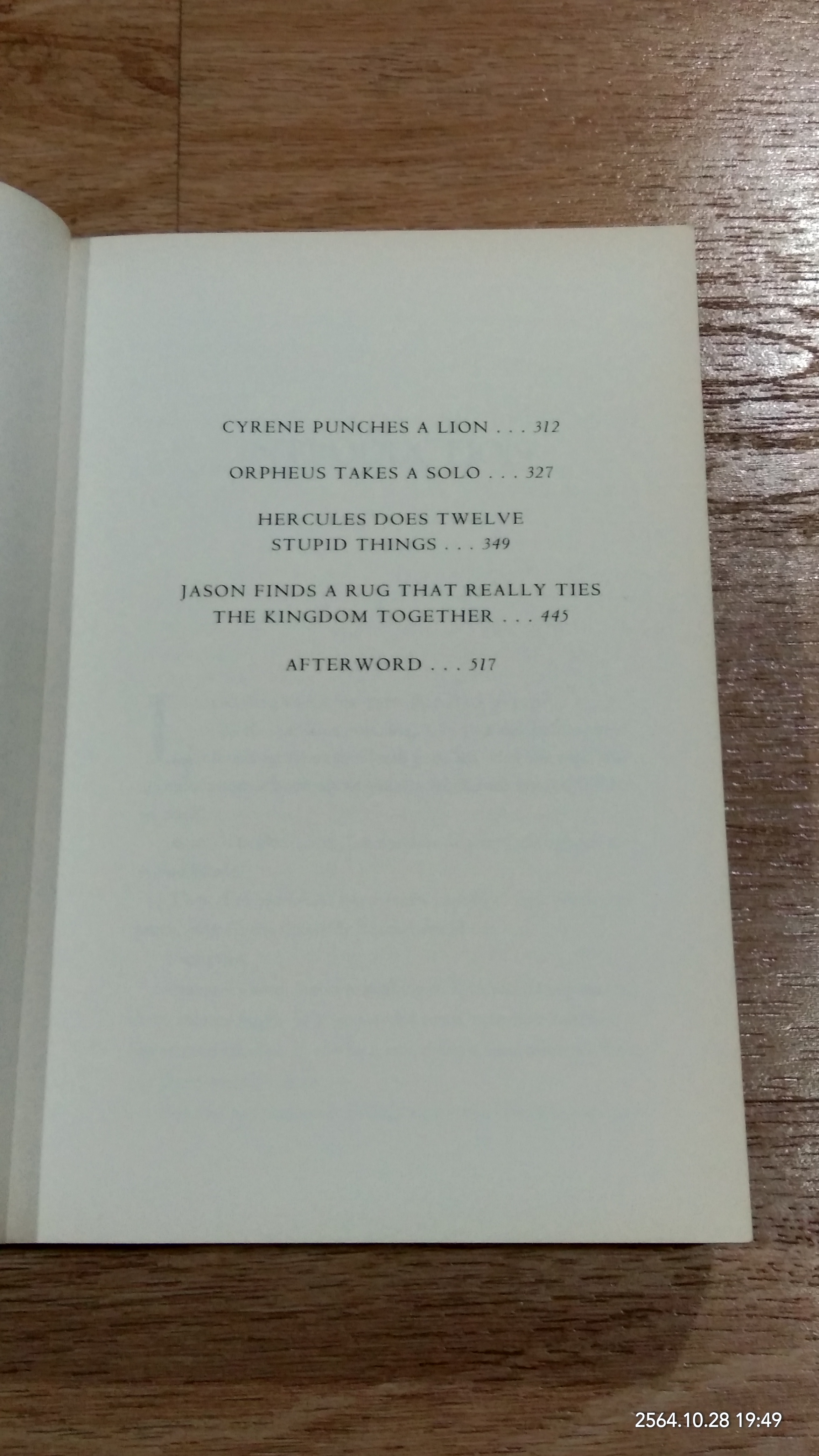 PERCY JACKSON AND THE GREEK HEROES / RICK RIORDAN