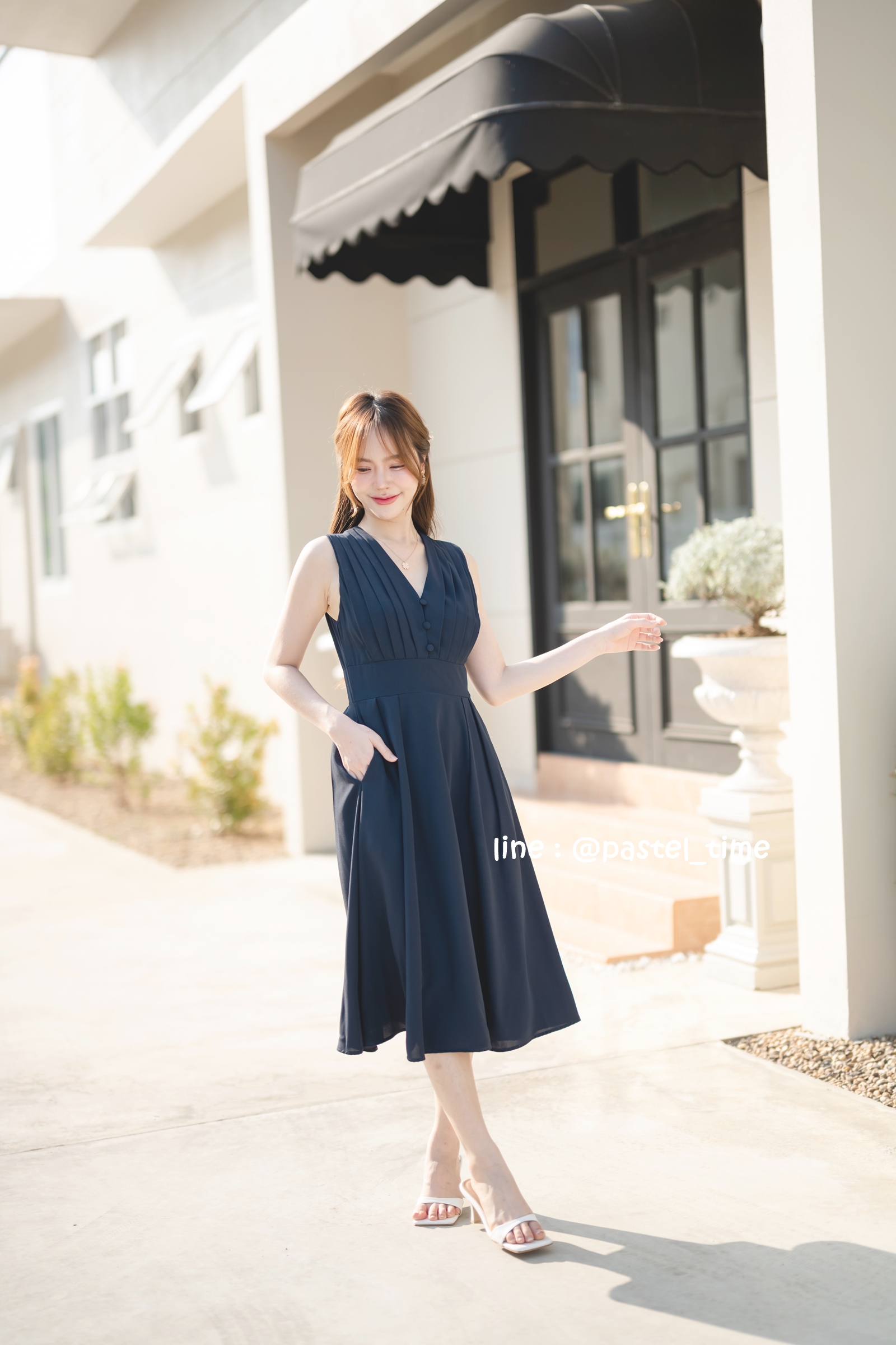 Aubrey Midi Dress : สีกรม **มีแต่XL**