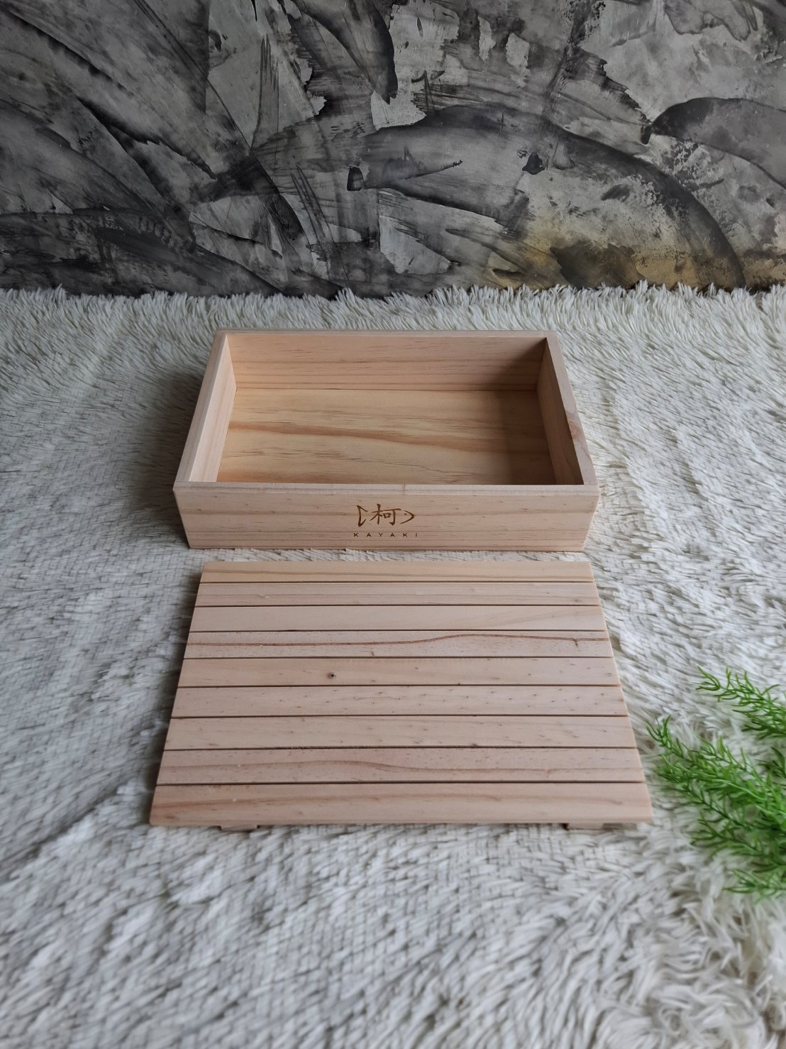 ถาดไม้สนใส่อาหาร