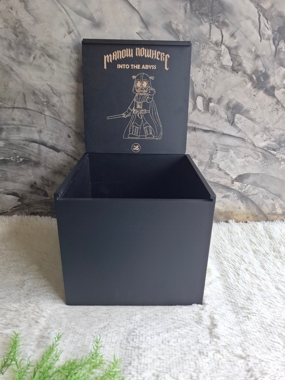 กล่องไม้ใส่โมเดล