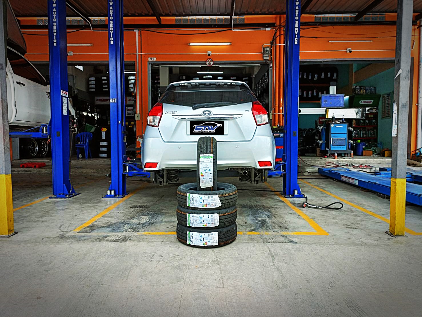 ยาง KUMHO Ecoving ES31 185/60R15 84H ติดตั้งใส่ TOYOTA YARIS