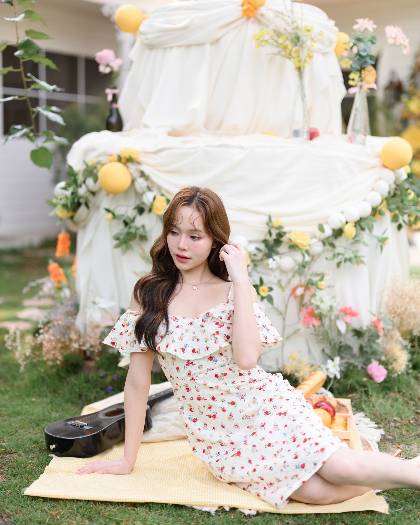 Hanano Yume Off-shoulder Dress