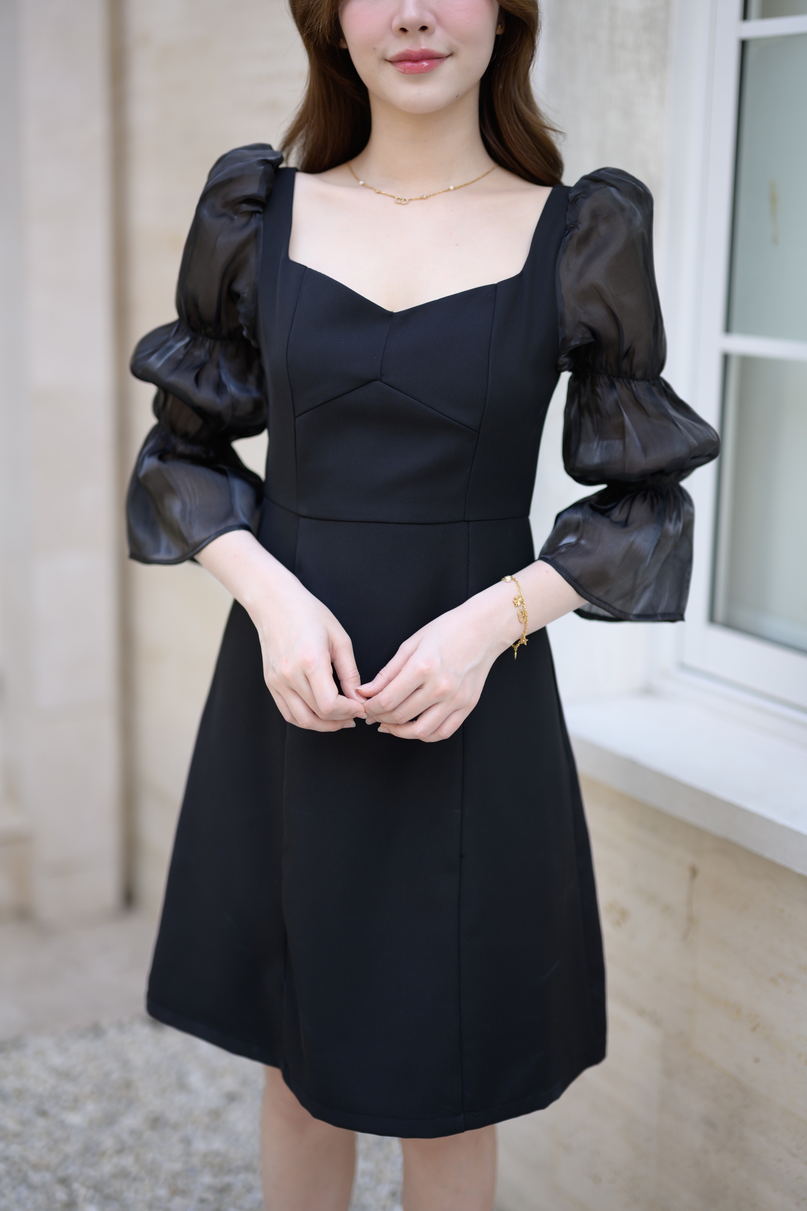 Evie Organza Puff Dress เดรสแขนพัฟ: สีดำ [Made by Pastel Time]