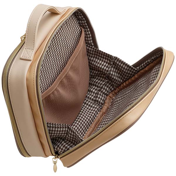 กระเป๋า Rilakkuma Always with Rilakkuma HOME Bag มีหลายช่อง มีหูหิ้ว ด้านหลังเป็นช่องใส ไว้โชว์ตุ๊กตาได้ ขนาด 20 x 23 x 10 ซม.