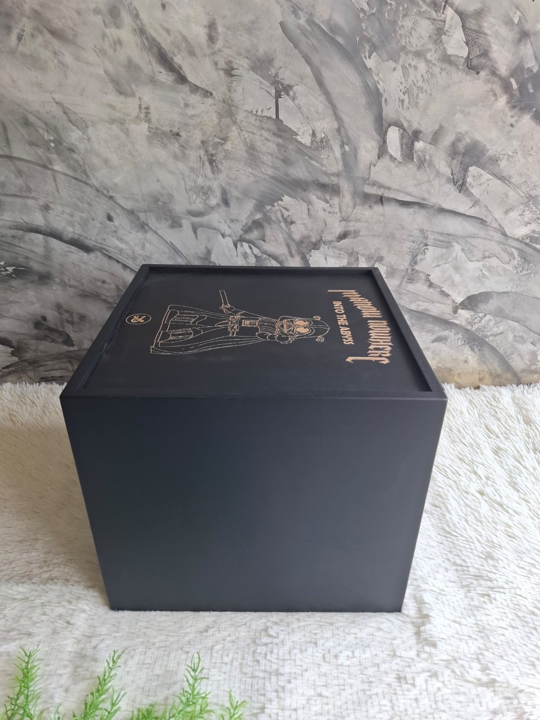 กล่องไม้ใส่โมเดล