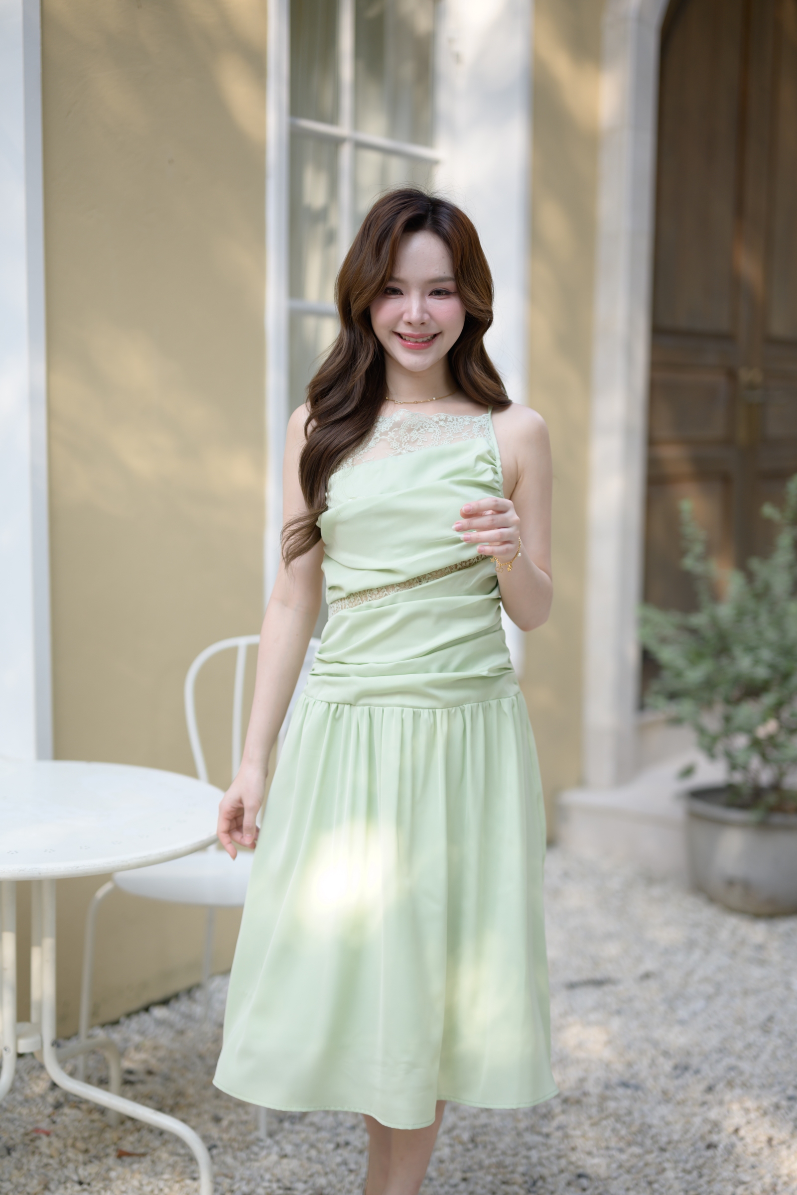 Elise Draped Lace Midi Dress : สีเขียว [Made by Pastel Time]