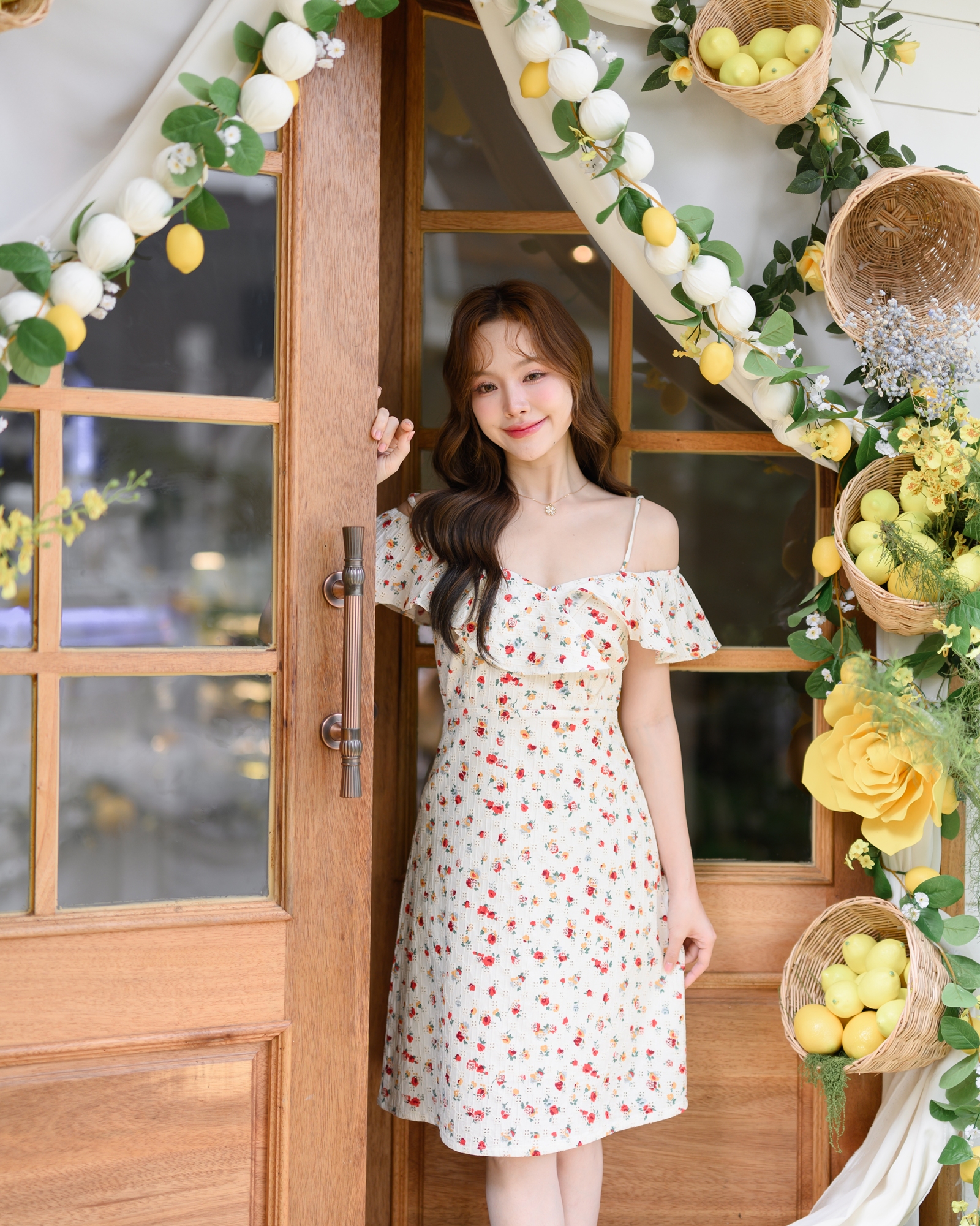 Hanano Yume Off-shoulder Dress