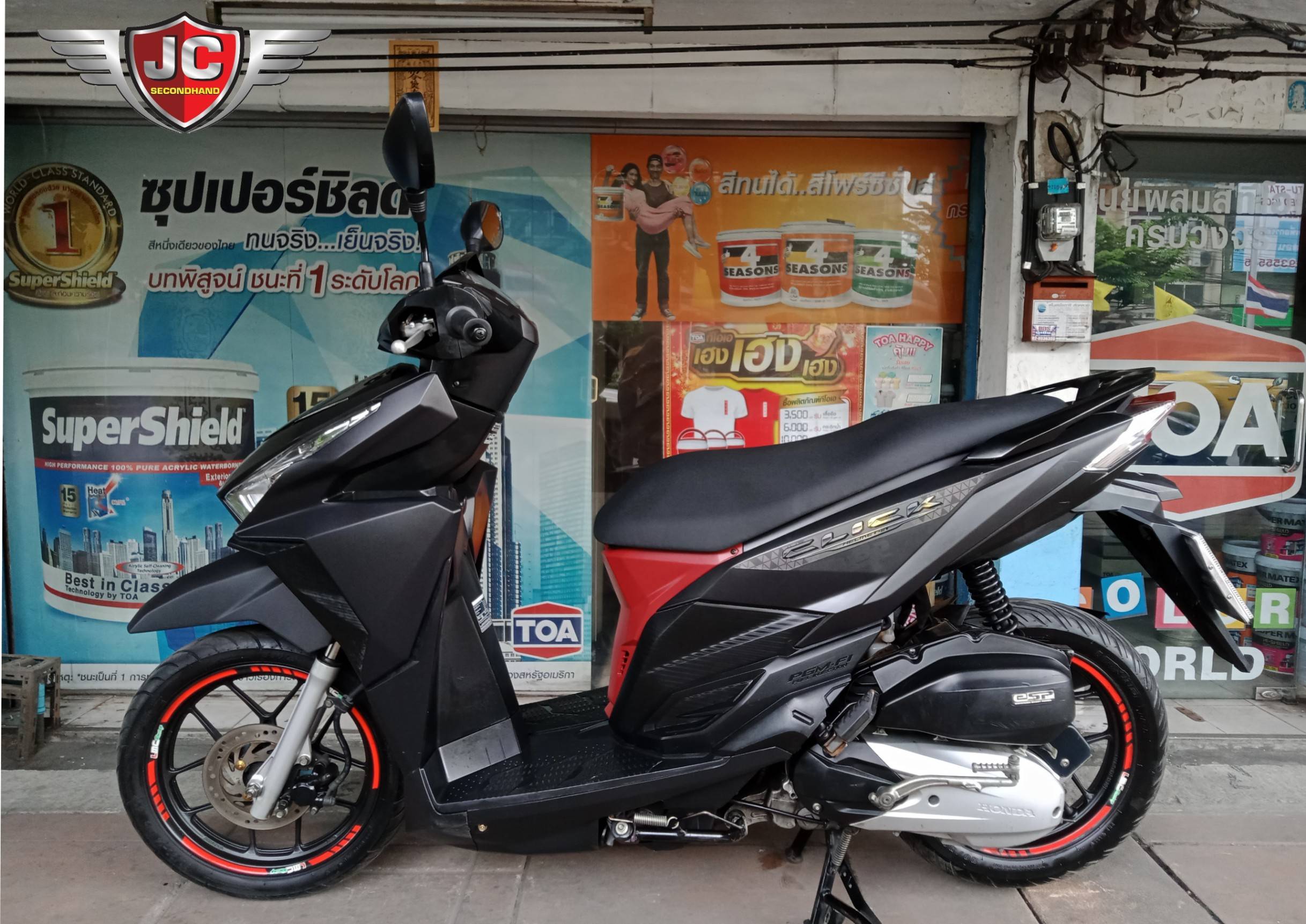 หายไปนานเกิ้น...."รถบ้านมือเดียว" HONDA CLICK125I LED ตัว Top รถกลางปี 59 สภาพสวยดูดี