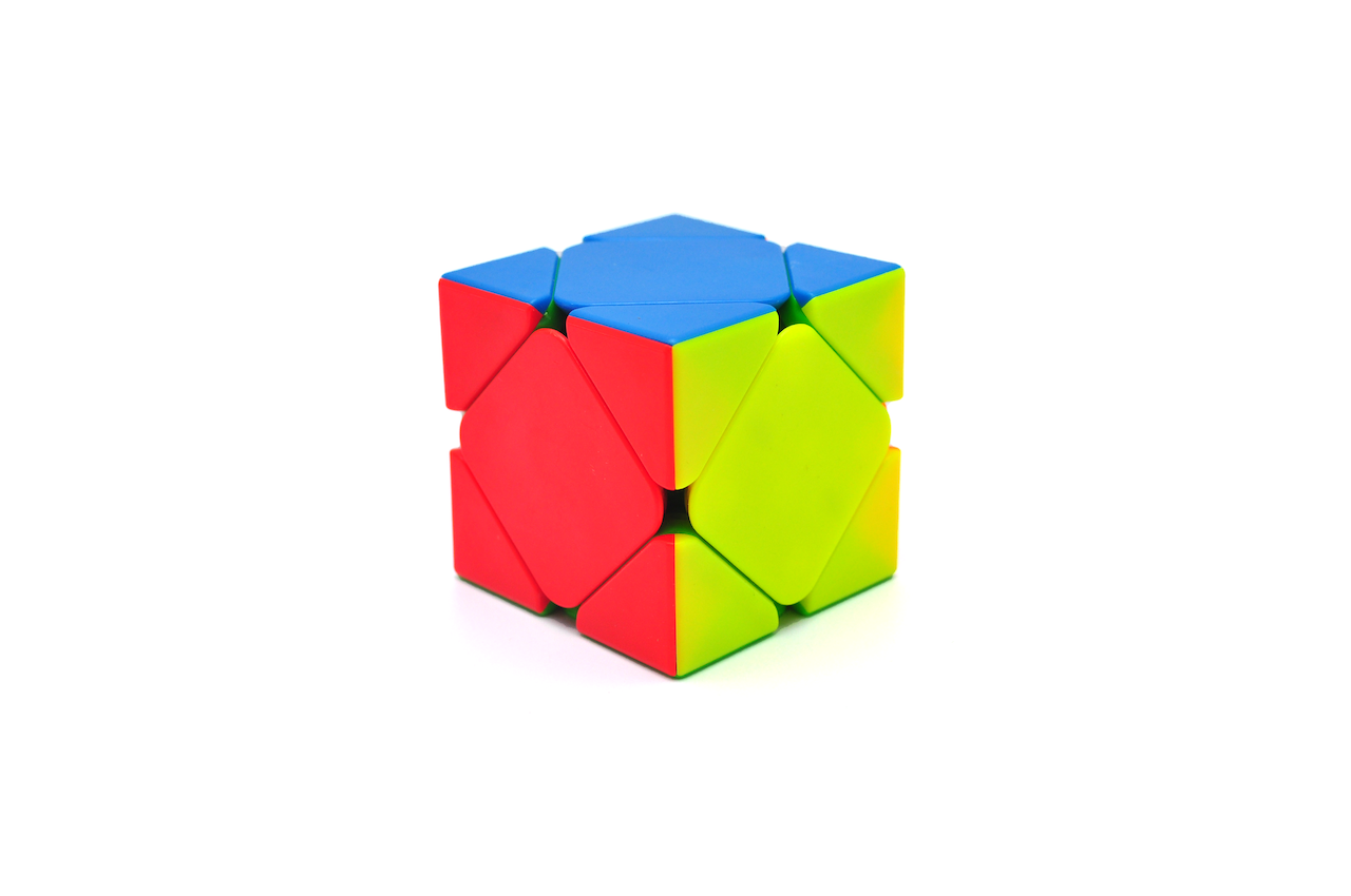 Yuxin Little Magic Skewb Stickerless