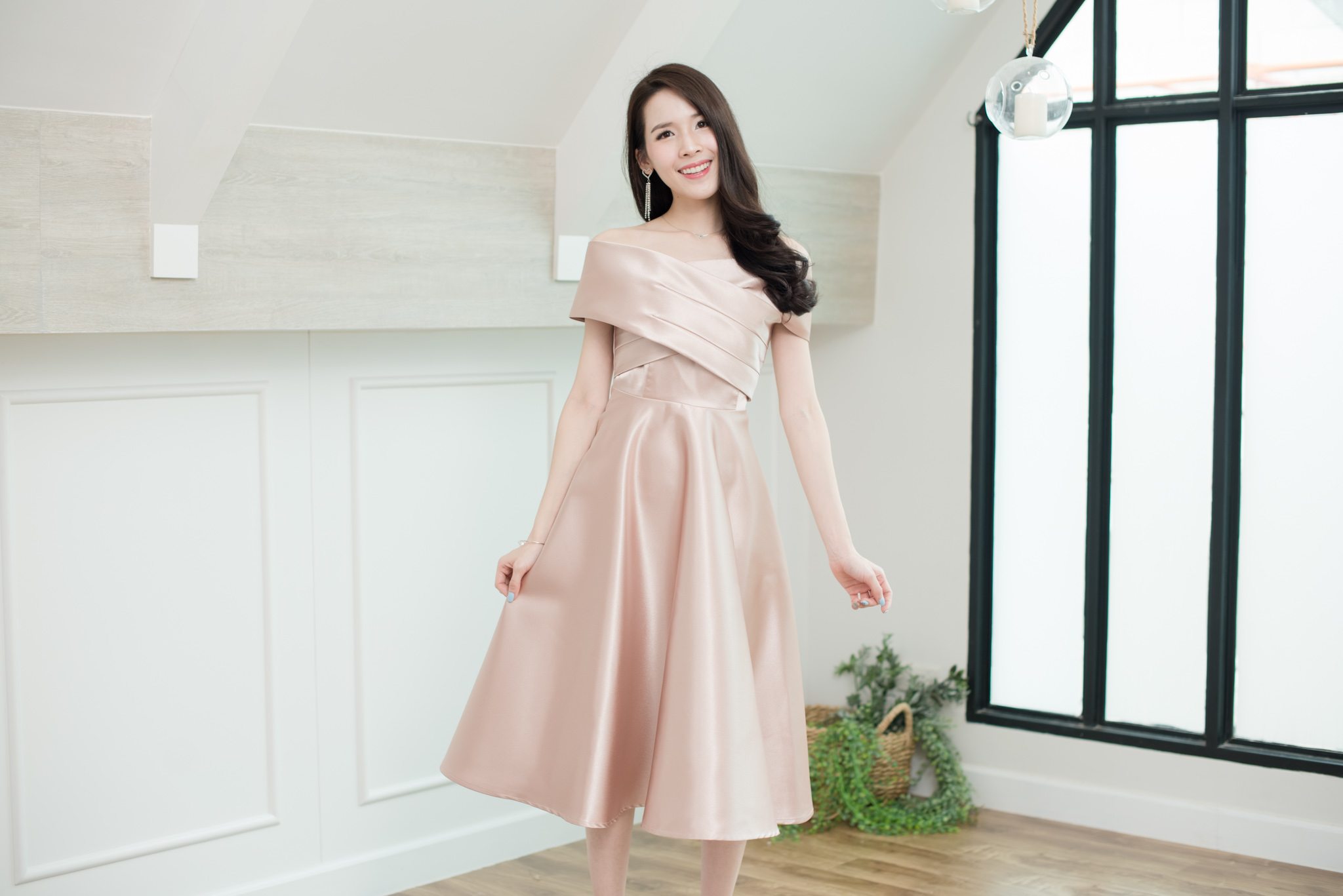 Make me Glam – Rose Gold สีทองอมชมพู
