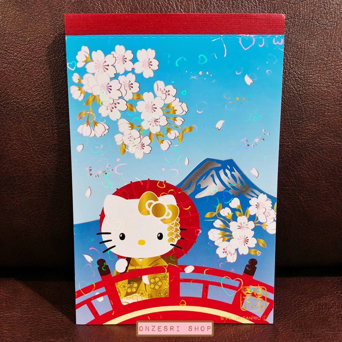 สมุดฉีก Hello Kitty (Japan Limited) สีฟ้า ลายภูเขาไฟฟูจิ ขนาด 14.8 x 10.5 ซม. มี 50 แผ่น