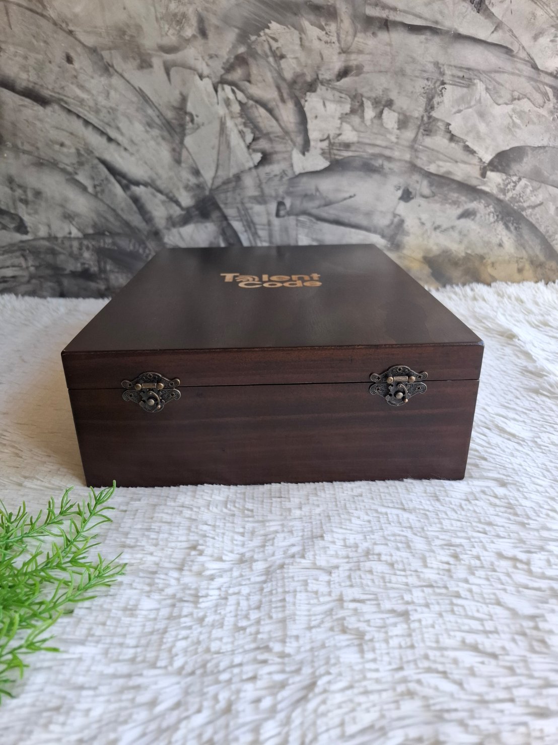 กล่องไม้สนแบบฝาล็อค