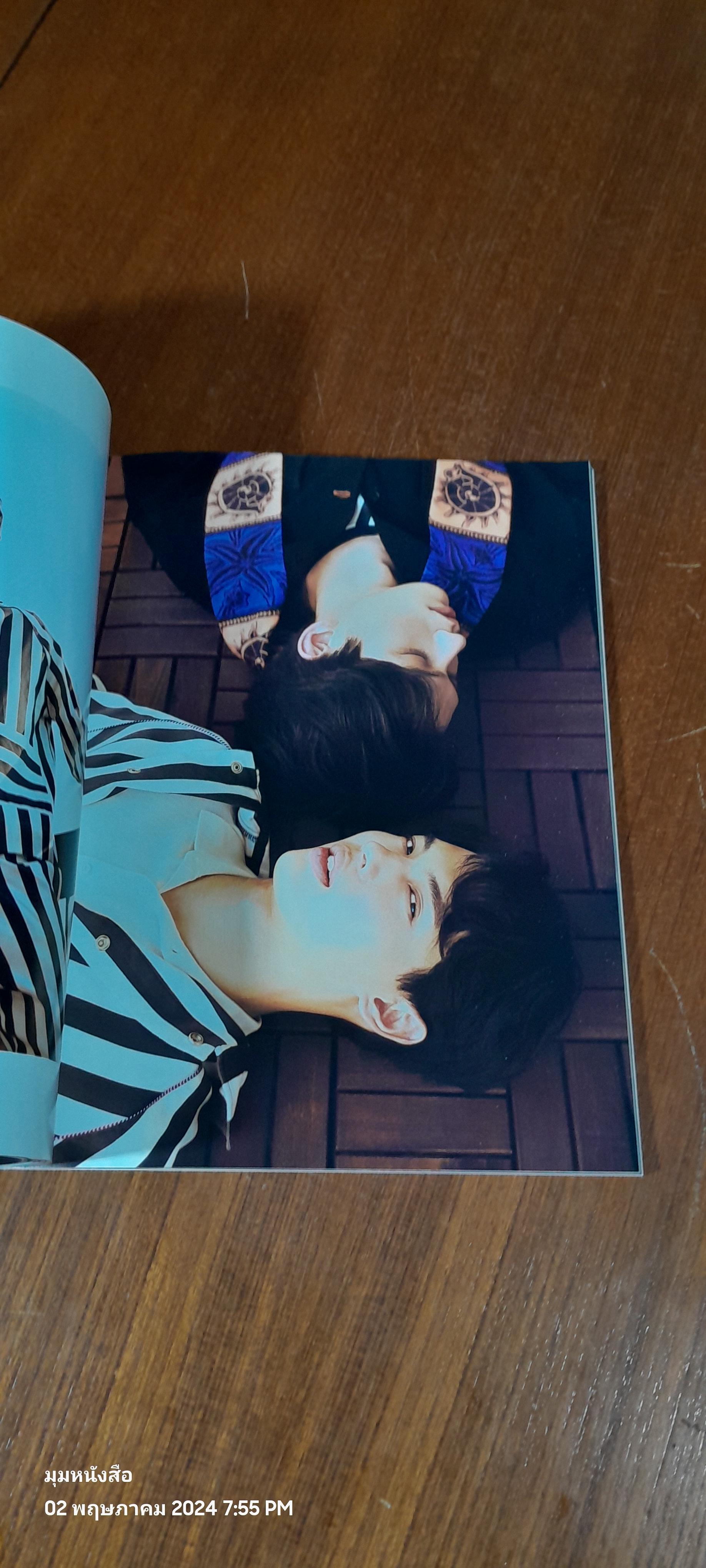 BW : THE OFFICIAL PHOTOBOOK OF BRIGHT - WIN