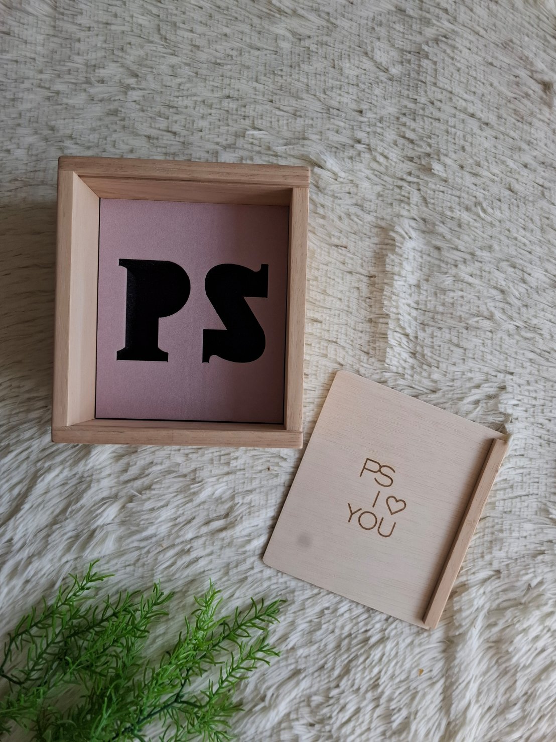 กล่องไม้ฝาสไลด์