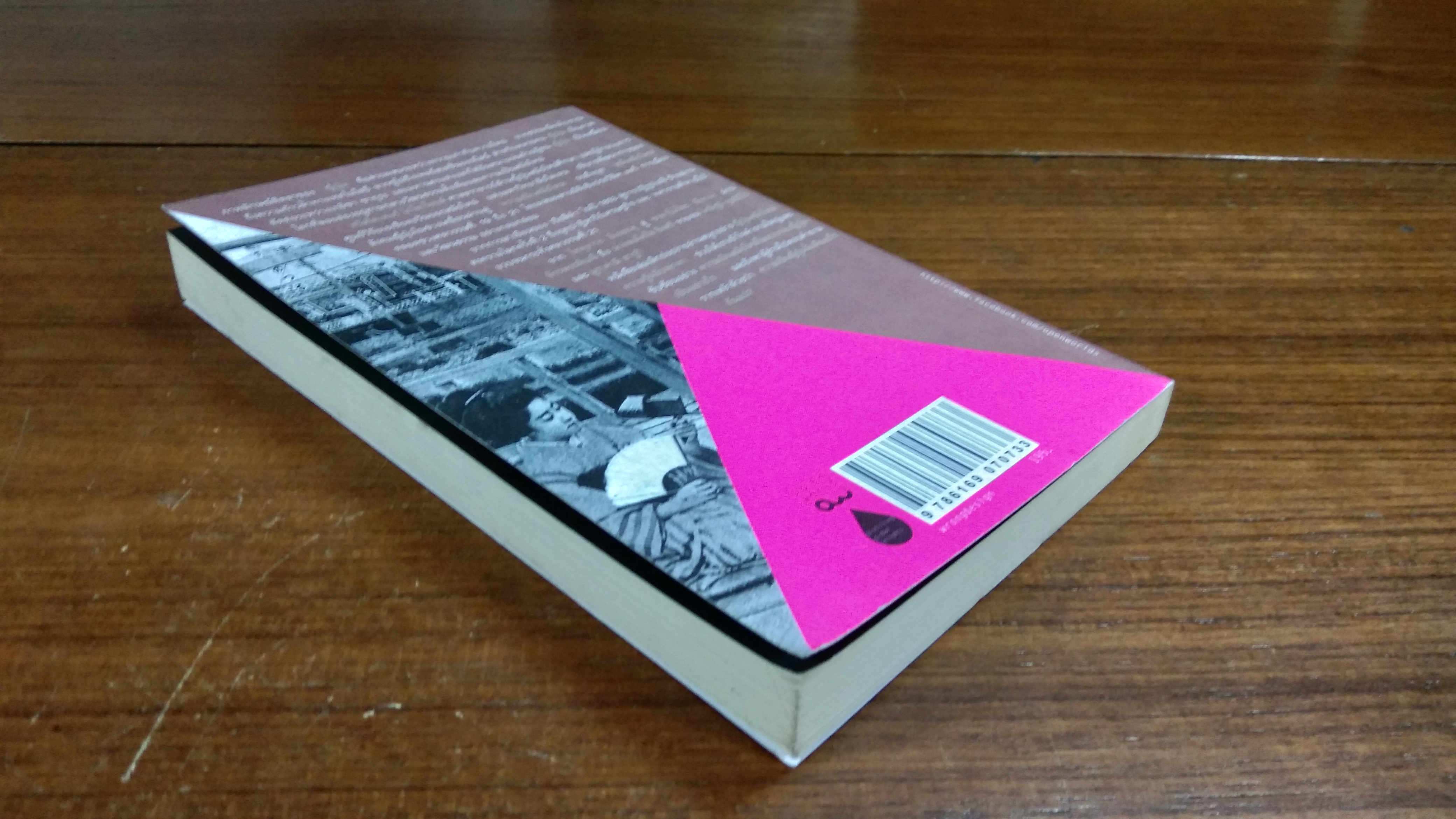 ญี่ปุ่นสมัยใหม่ : ความรู้ฉบับพกพา / คริสโตเฟอร์ โกโต-โจนส์