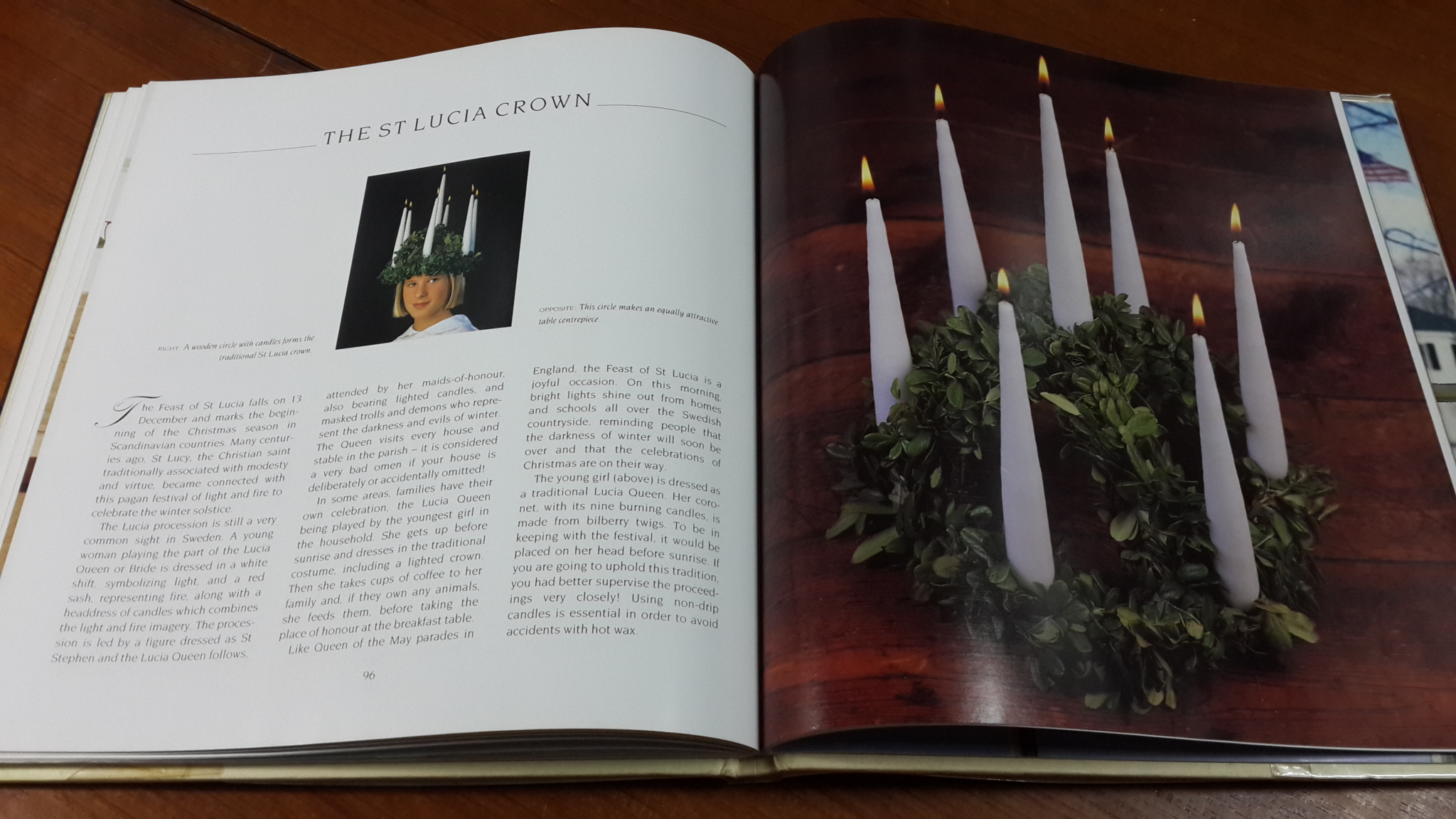 ENCHANTED CIRCLES : Elizabeth jane Lloyd