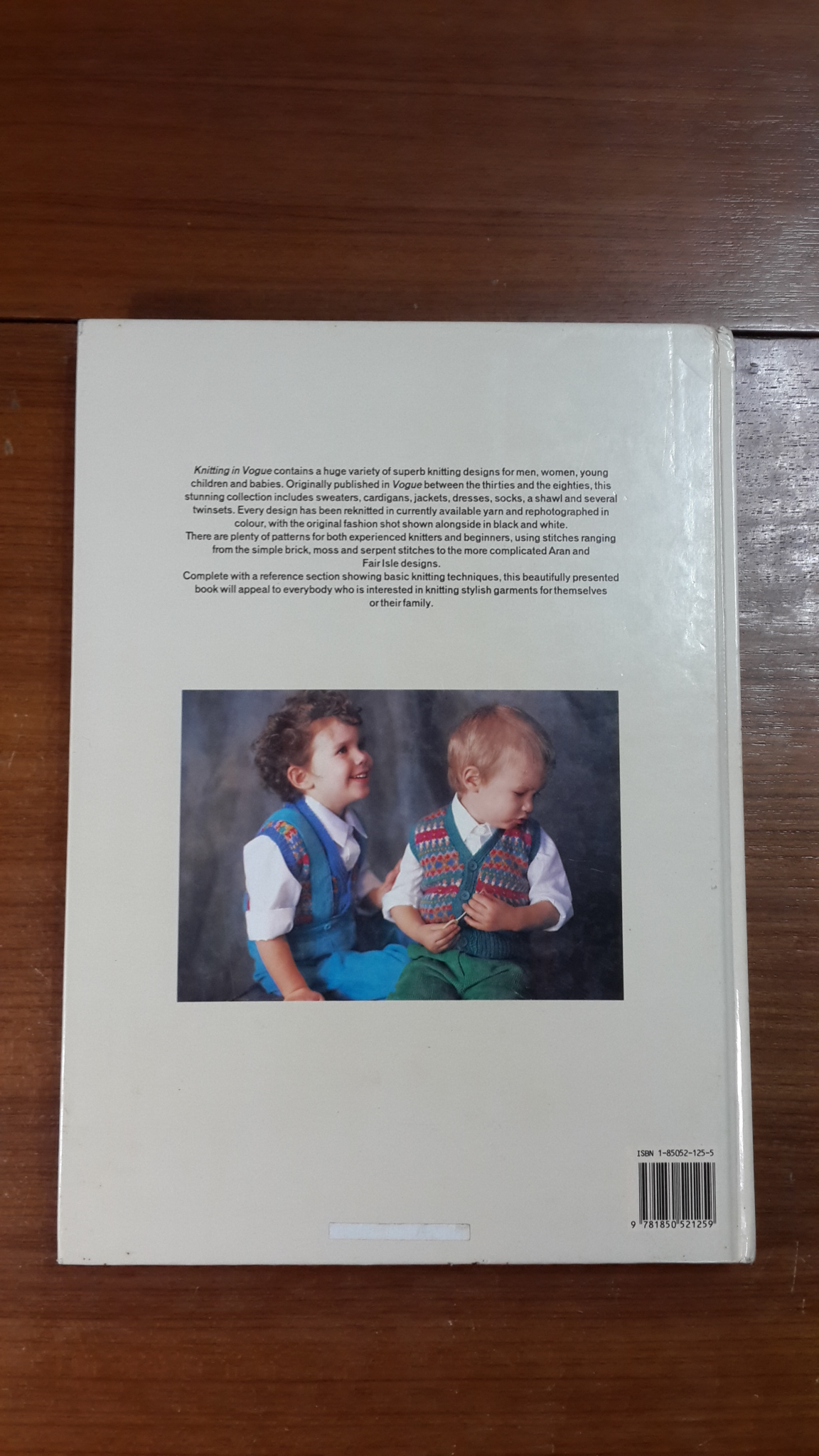 KNITTING IN VOGUE / Christina Probert