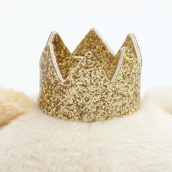 เซ็ตตุ๊กตา Sumikko Gurashi - Sumikko in Wonderland แบบ Queen of Hearts เป็นแบบตุ๊กตาแมว Neko ไซส์ SS พร้อมโซฟาหัวใจ ขนาด 9 x 10 x 6 ซม.