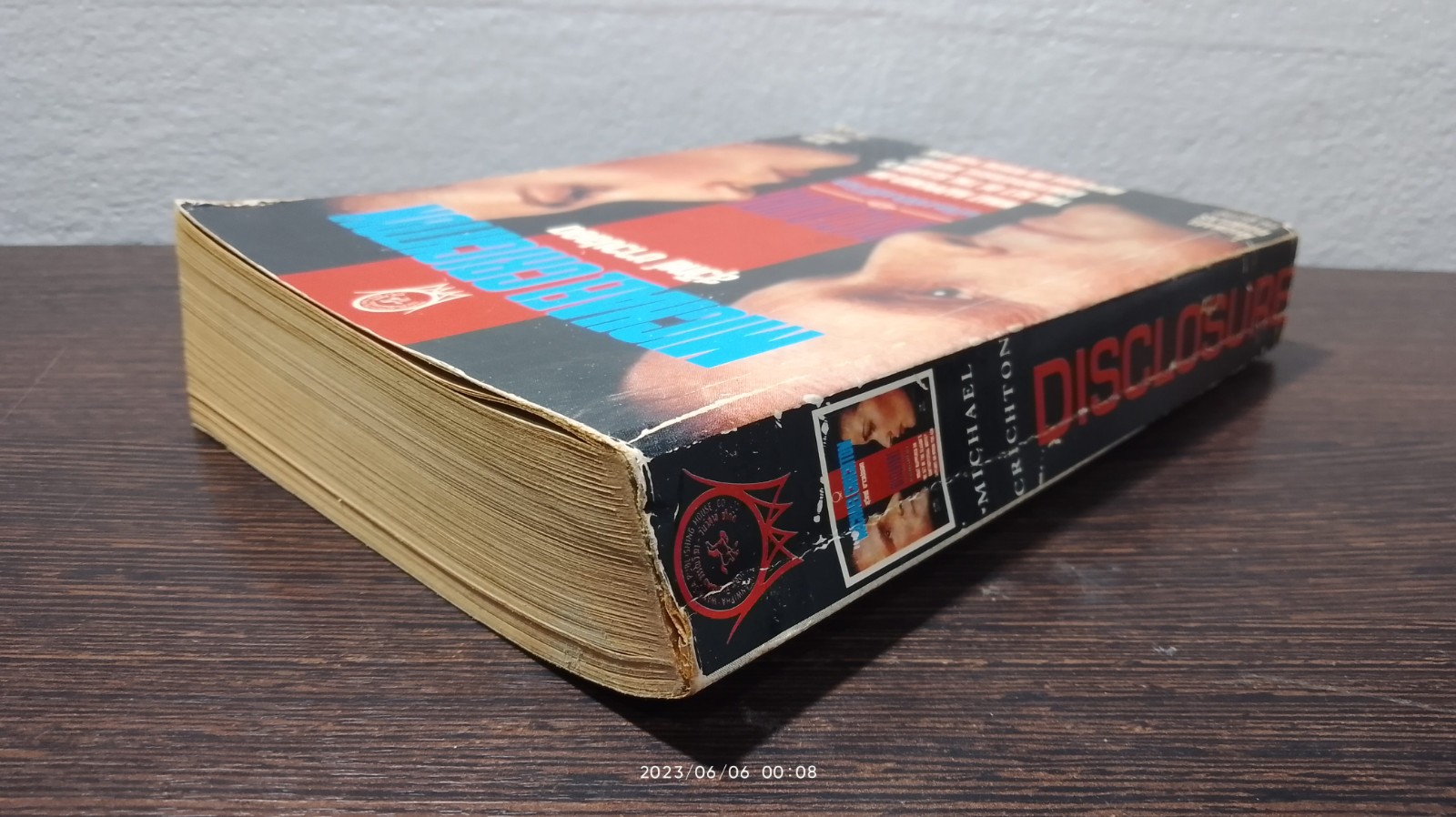 เดิมพันชีวิต / สุวิทย์ ขาวปลอด แปล