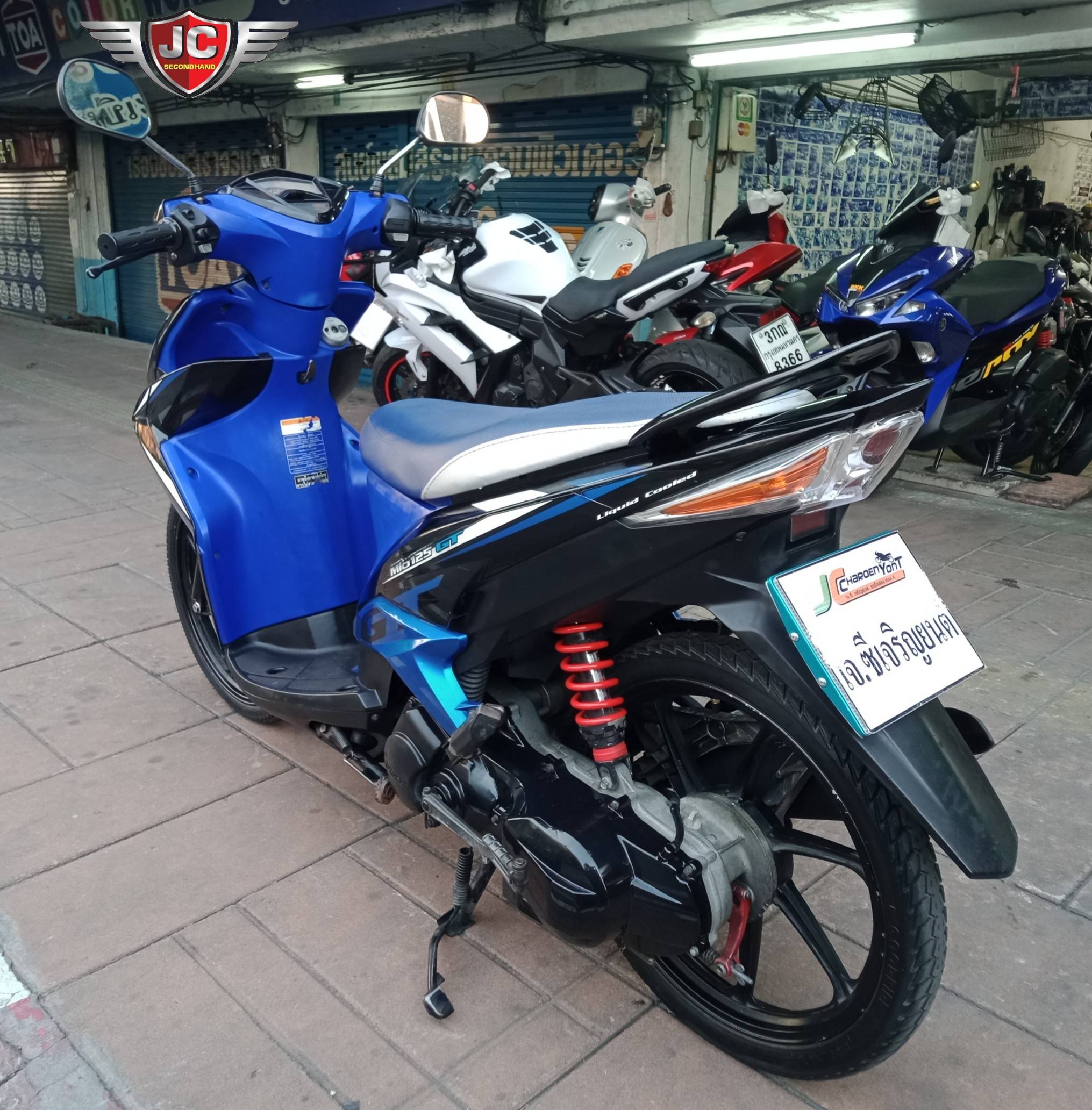 รถบ้านเข้าใหม่ YAMAHA MIO125GT จดทะเบียนปี55 เครื่องดีเดิม สตาร์ทติดง่าย ขับขี่ดี ชุดสีแท้ทั้งคัน ล้อแม็กแต่ง ยางใหม่กริ๊บ