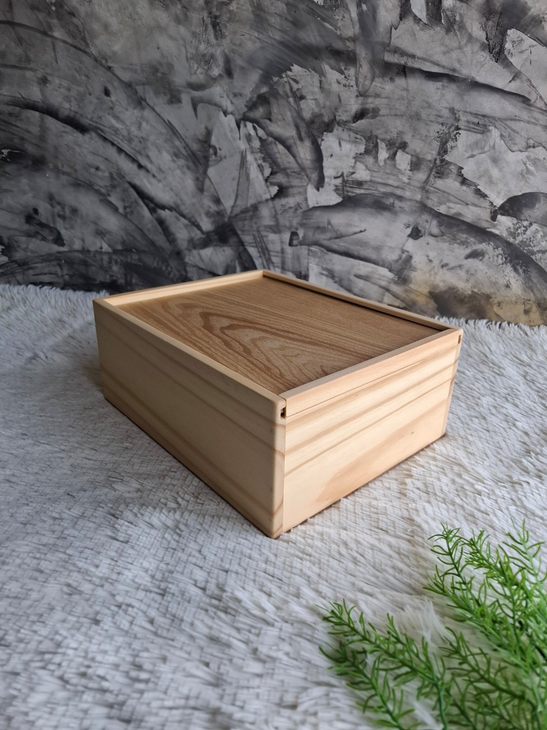 กล่องไม้สนฝาสไลด์