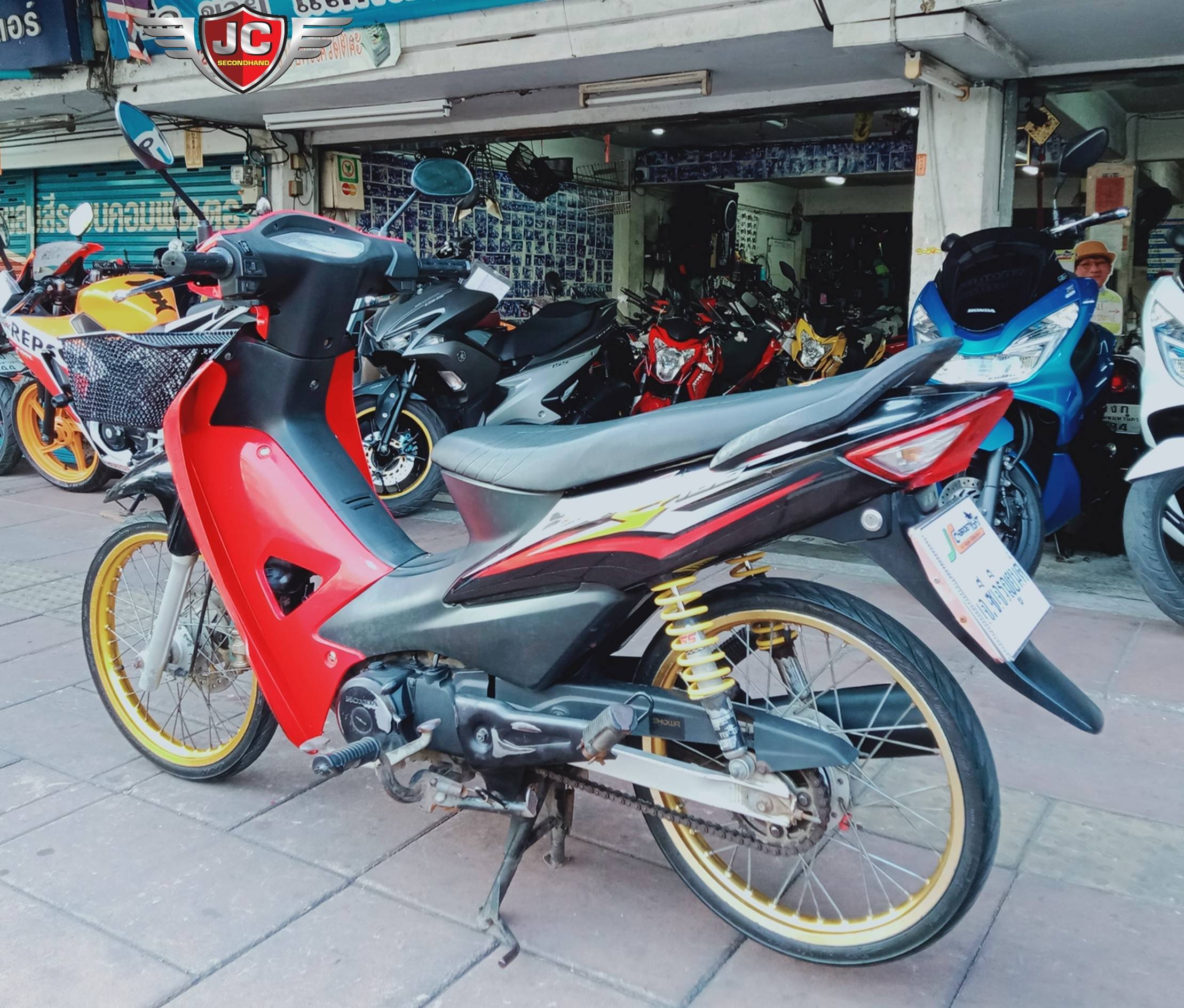 รถบ้านสุดยอดประหยัด" HONDA WAVE100Z U-box จดทะเบียนปลายปี48 สภาพดูดี เครื่องดีคาร์บูร์เดิม ถึกๆทนๆ