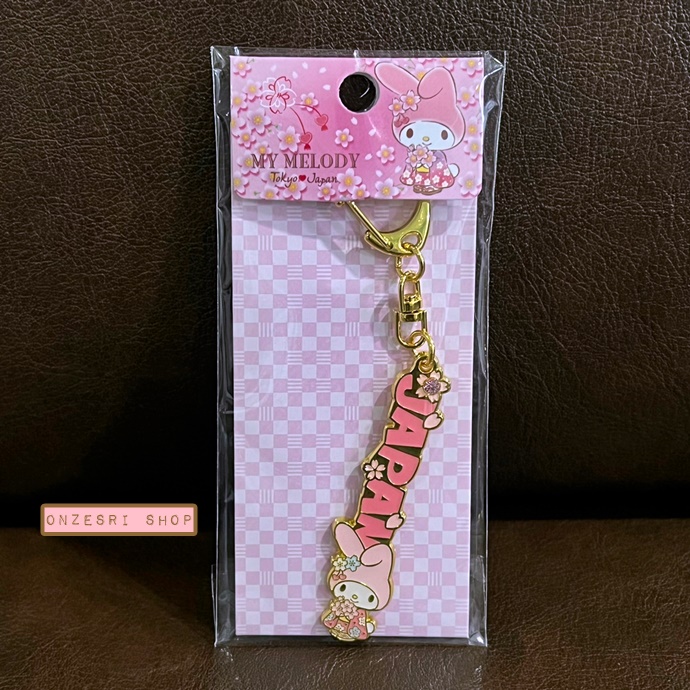 พวงกุญแจ Sanrio x Tokyo Japan (Limited) แบบ My Melody ทำจากโลหะ สีทอง ประดับเพชร น่ารักมาก ขนาด 11 x 1.8 x 0.2 ซม.