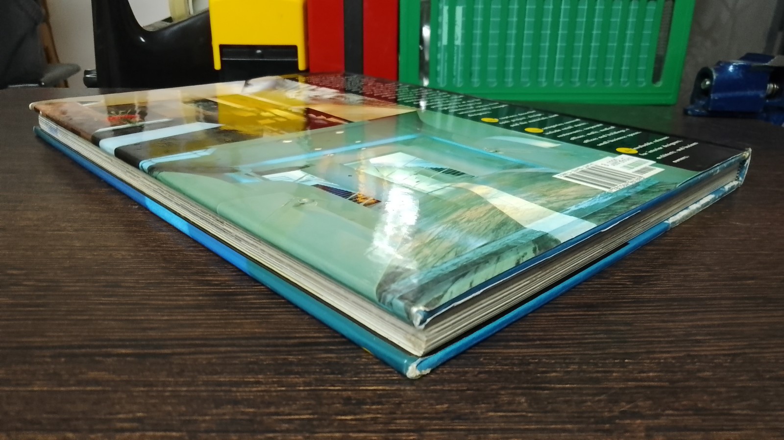 COMMERCIAL LIGHTING / Randall Whitehead