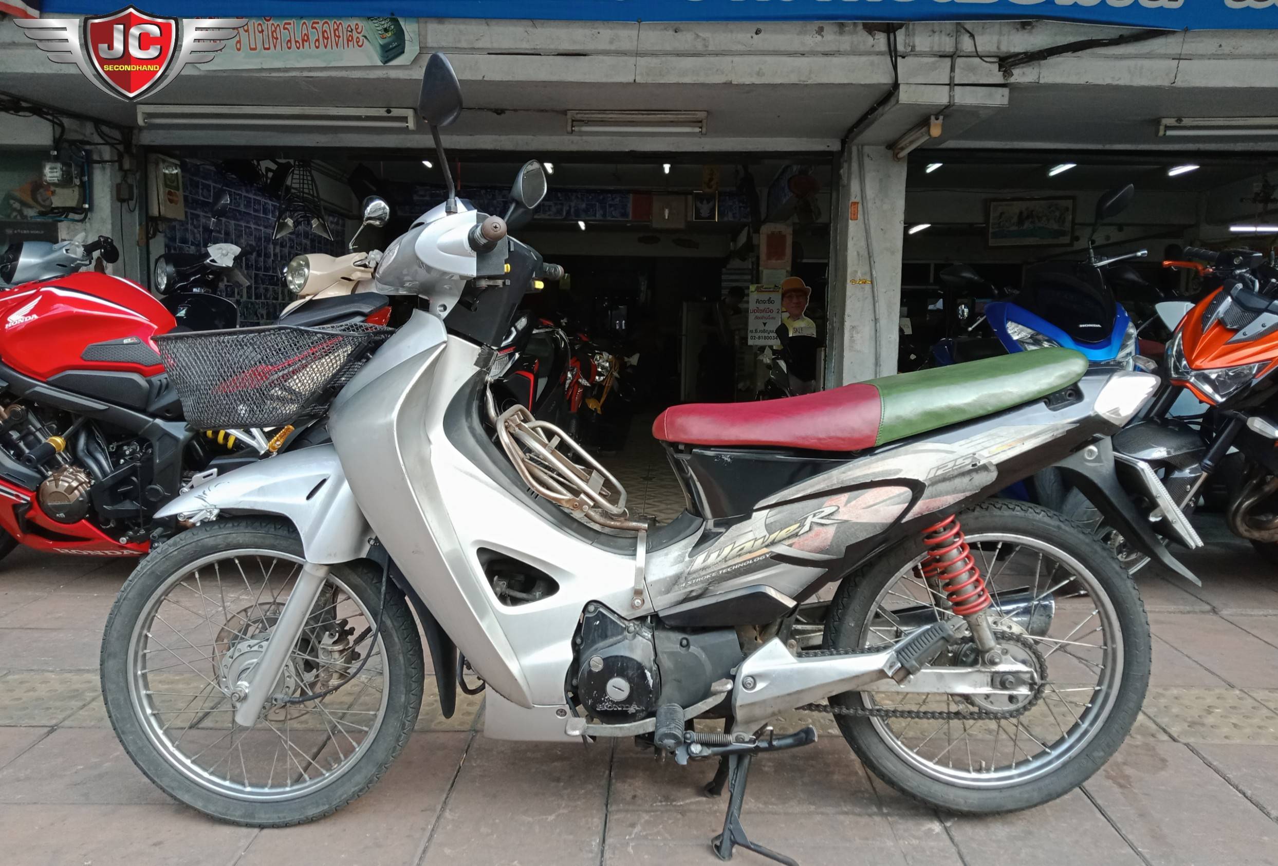 รถบ้านมือเดียวในตำนาน" Honda Wave 125R "สตาร์ทมือ" จดทะเบียนปี 48 สภาพโคตรเดิม เครื่องเงียบ สตาร์ทติดง่ายเบานิ่ง วิ่งนิ่มสวนสภาพมาก