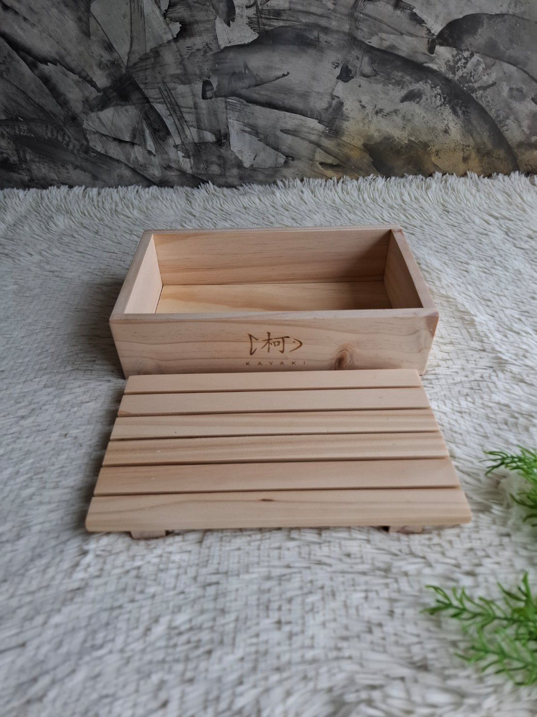 ถาดไม้สนใส่อาหาร