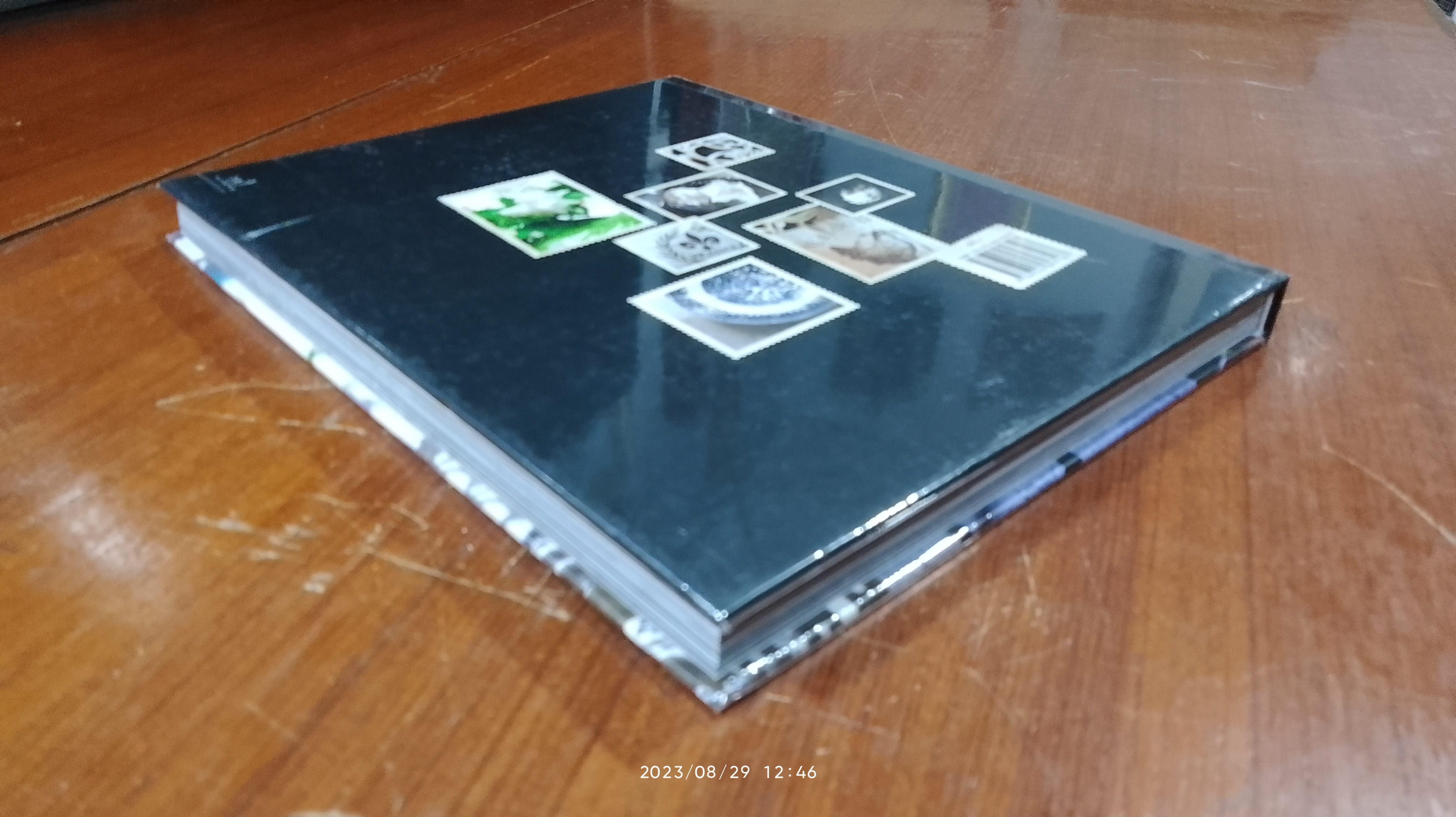 Living Vintage : the second / ภัทรสิริ อภิชิต