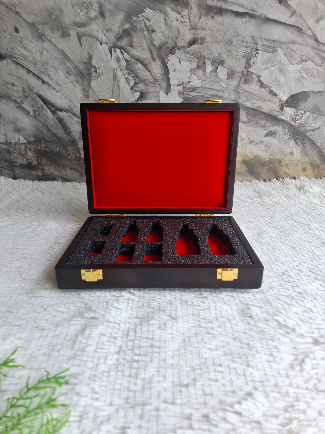 กล่องไม้ใส่น้ำยาไก่ซน