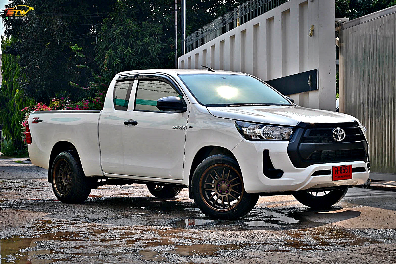 ล้อแม็กซ์ RE30 ขอบ18นิ้ว ยาง SUMAXX Z1 255/50R18