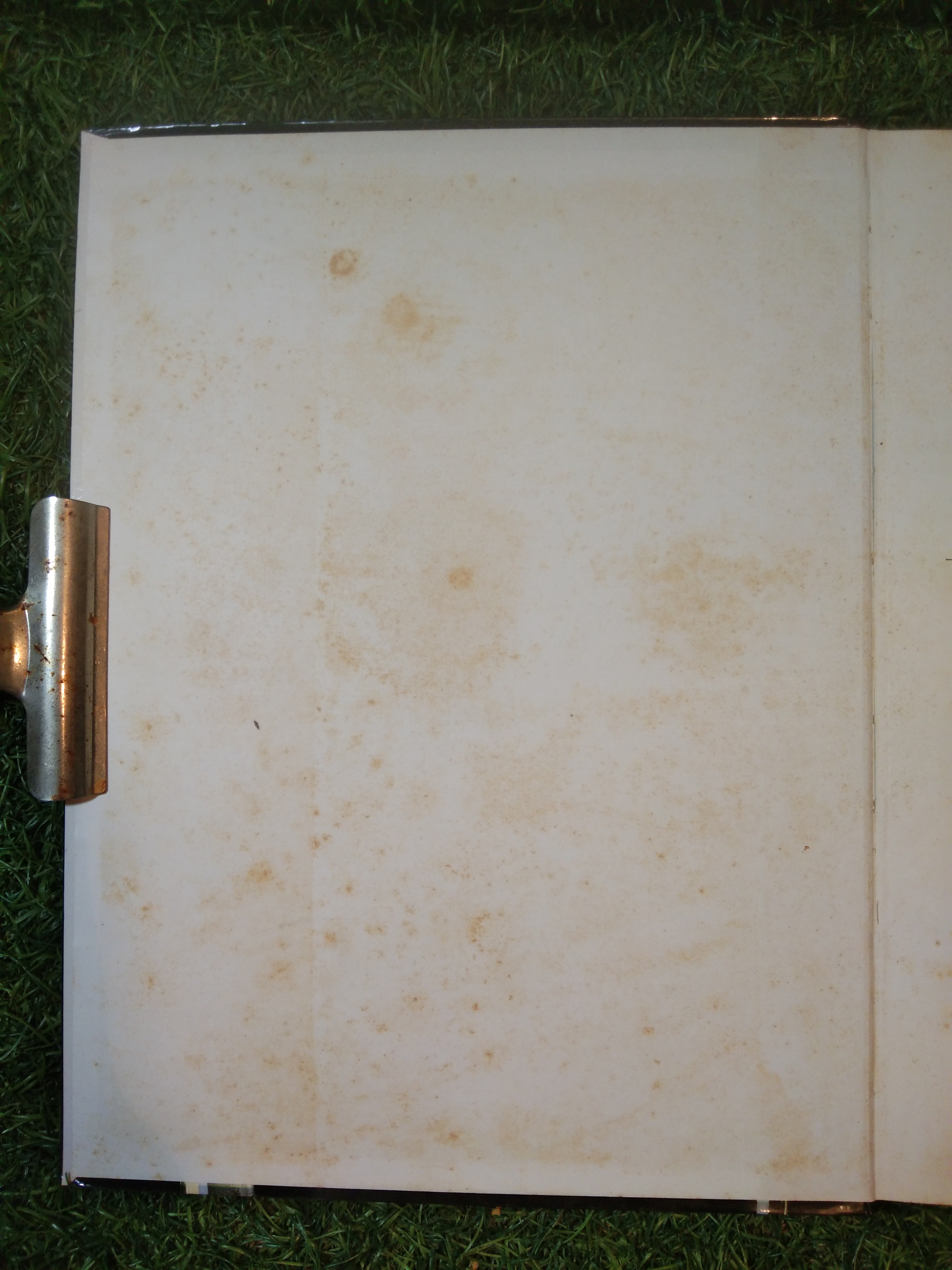 ตำรา อาหารภัตตาคาร / อาจารย์ศรีสมร คงพันธุ์